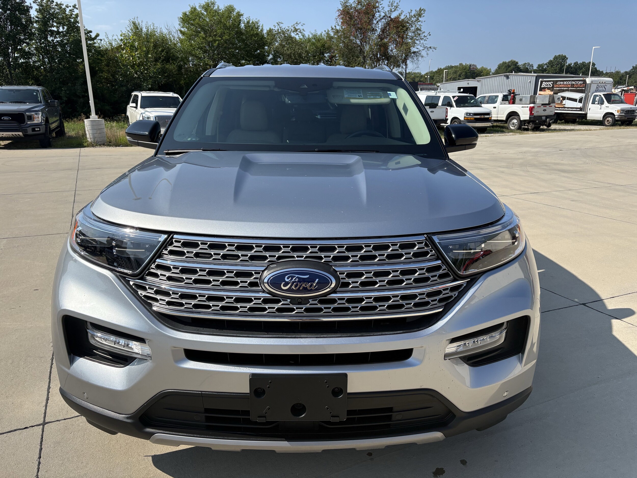 2020 Ford Explorer Limited photo 3