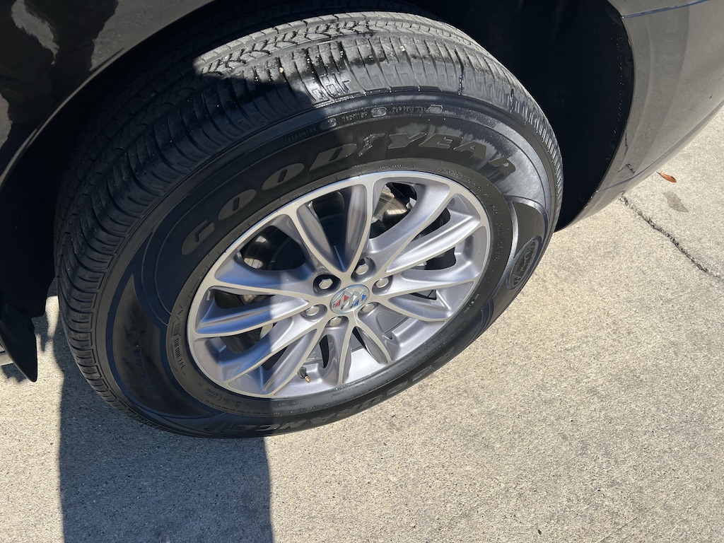 Used 2024 Buick Enclave Premium SUV