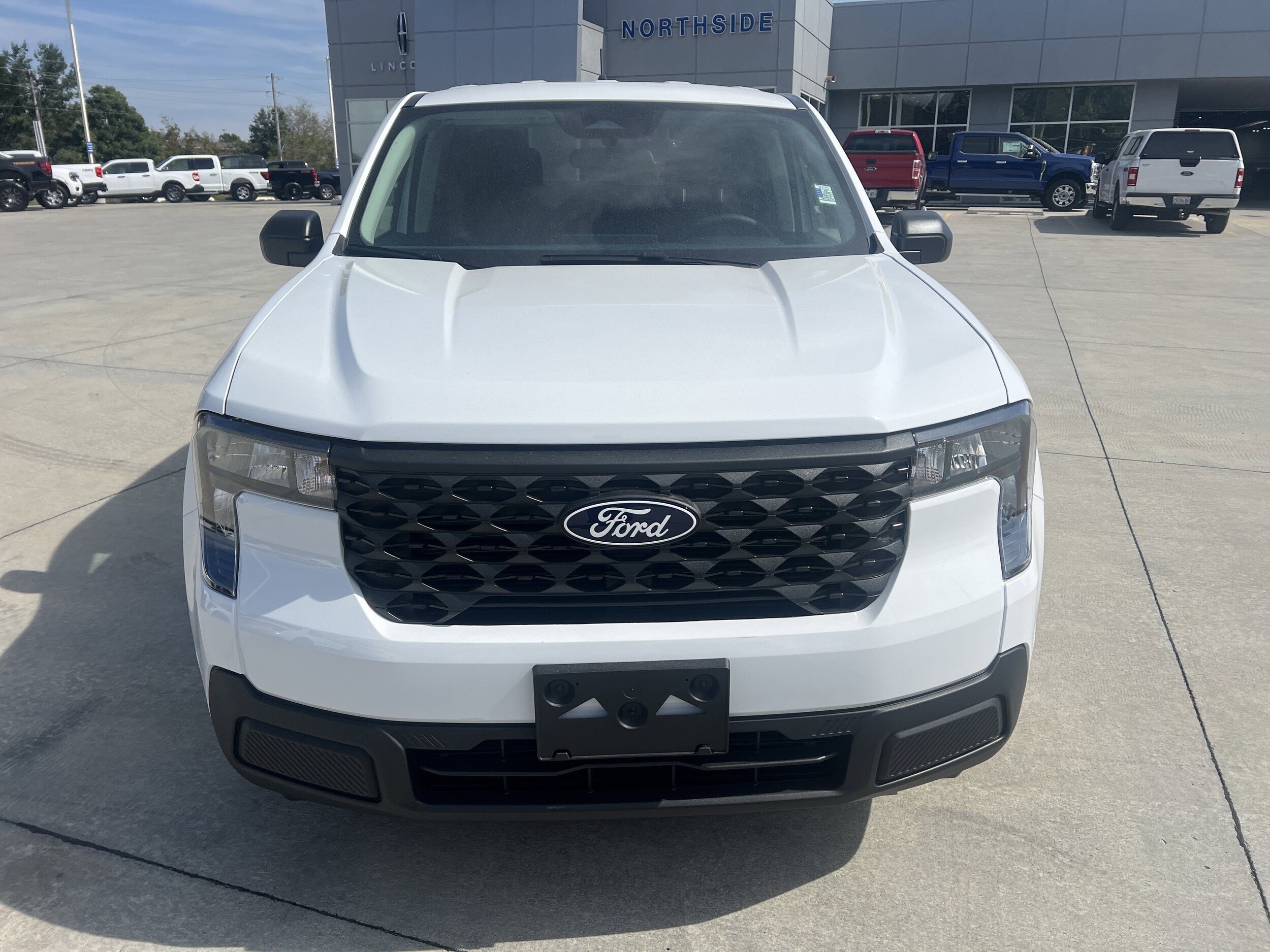 2025 Ford Maverick XL photo 2