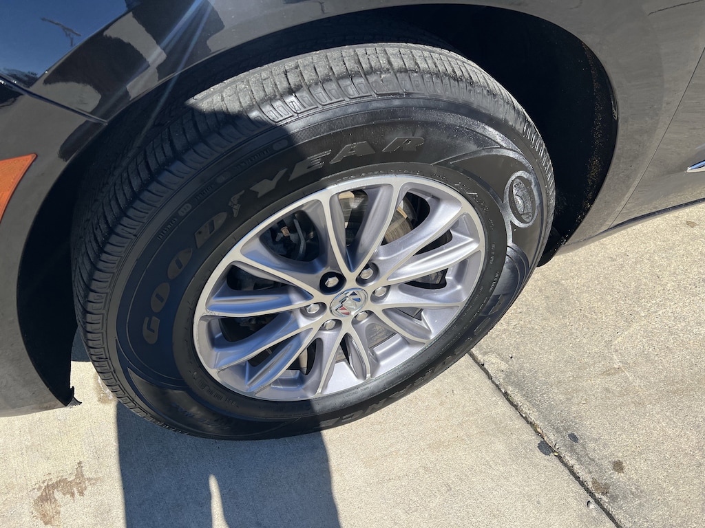 Used 2024 Buick Enclave Premium SUV