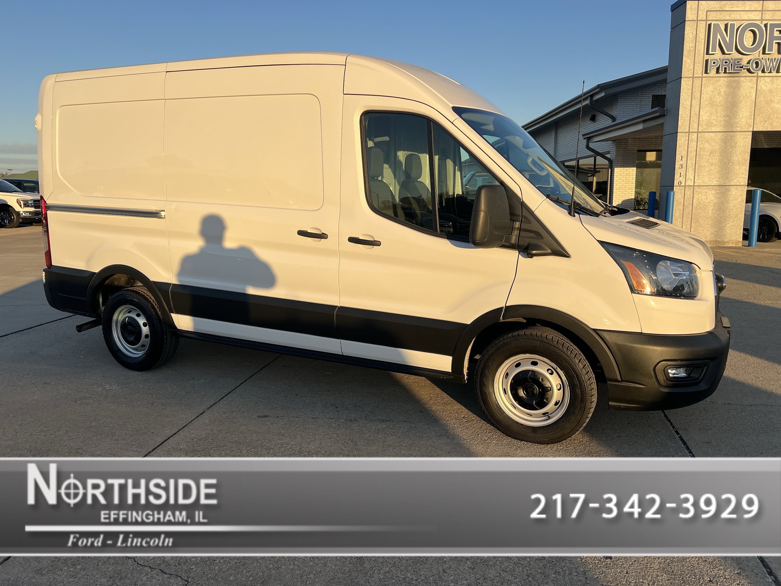 2022 Ford Transit Van Base's photo