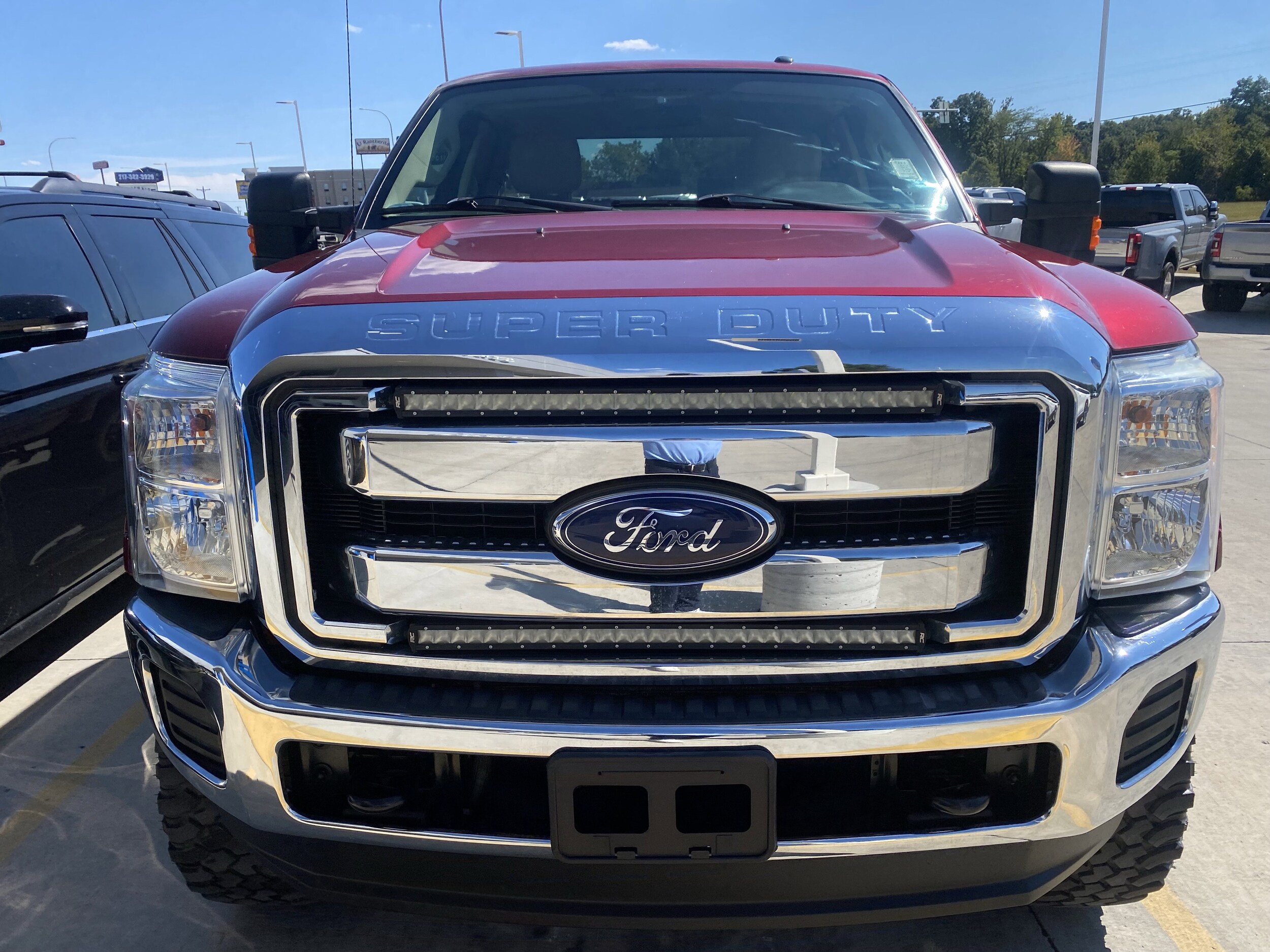 2016 Ford F-250 XLT photo 2