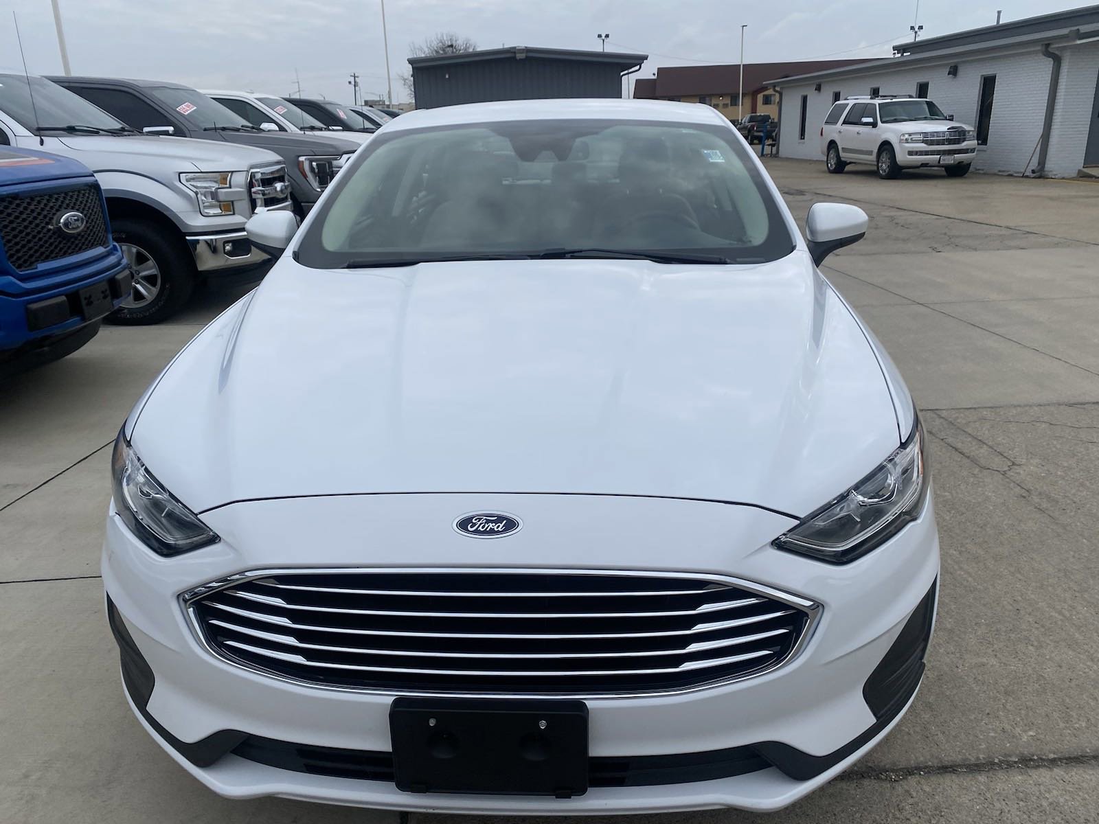 Used 2019 Ford Fusion S with VIN 3FA6P0G72KR250910 for sale in Effingham, IL