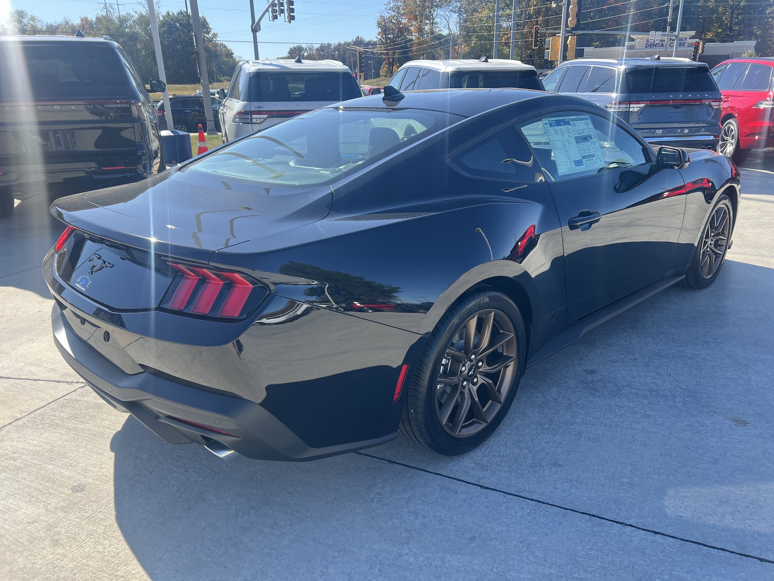 2026 Ford Mustang EcoBoost Fastback - Photo 6