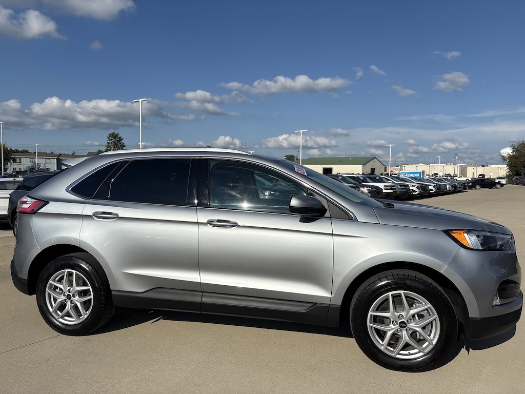 Used 2024 Ford Edge SUV