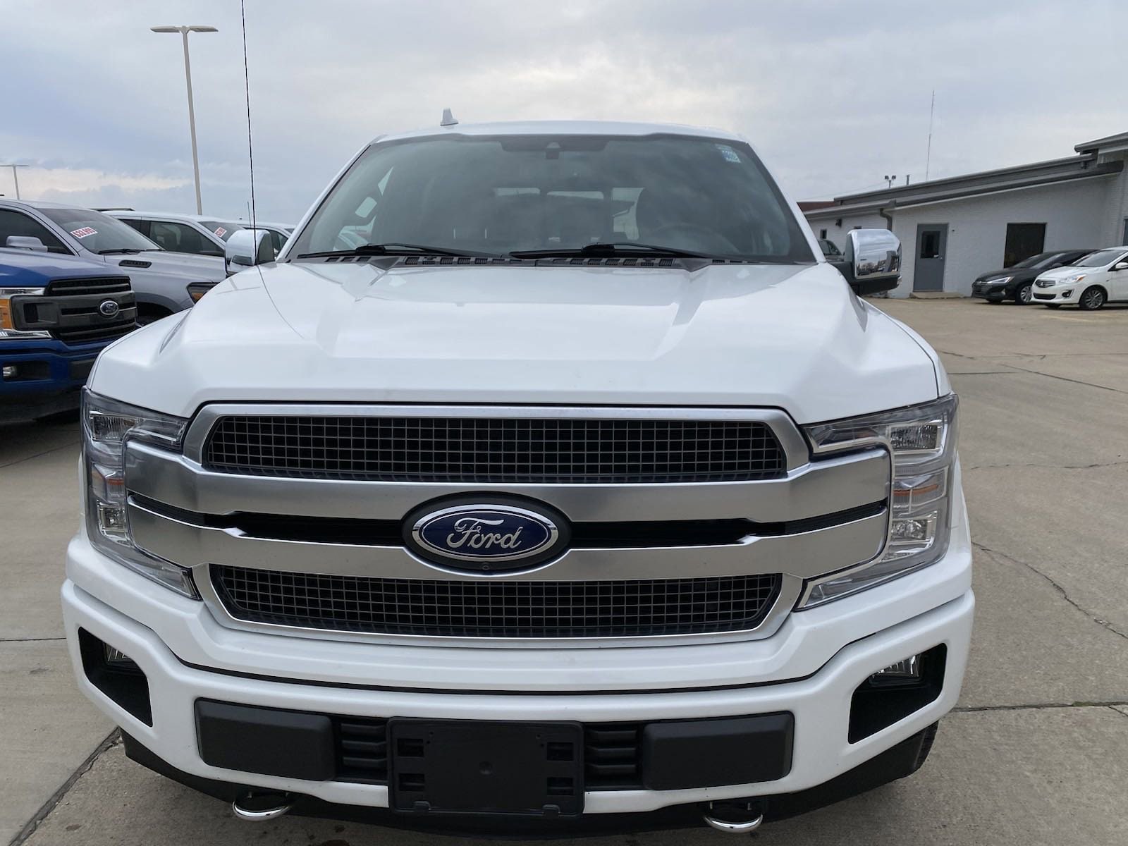 Used 2020 Ford F-150 Platinum with VIN 1FTEW1E55LFC83818 for sale in Effingham, IL