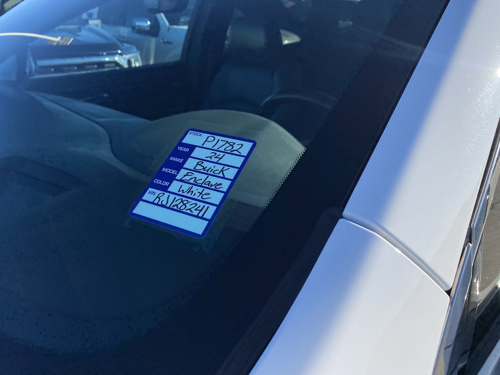 2024 Buick Enclave Premium photo 3