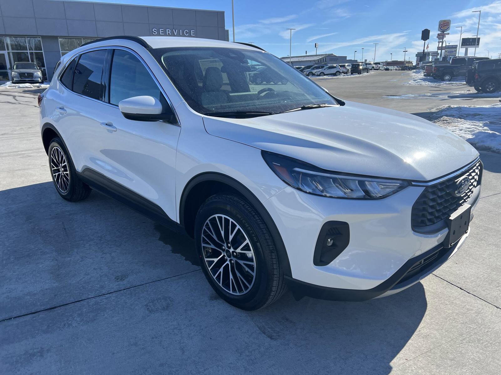 2025 Ford Escape photo 2
