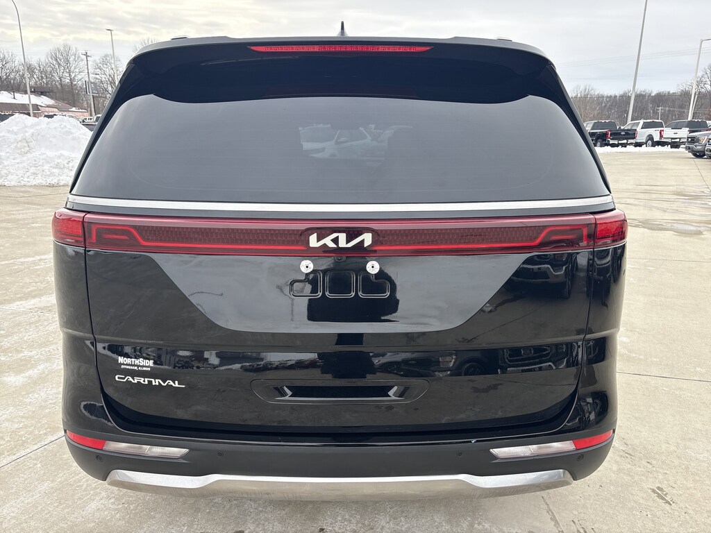 2024 Kia Carnival SX Prestige photo 4