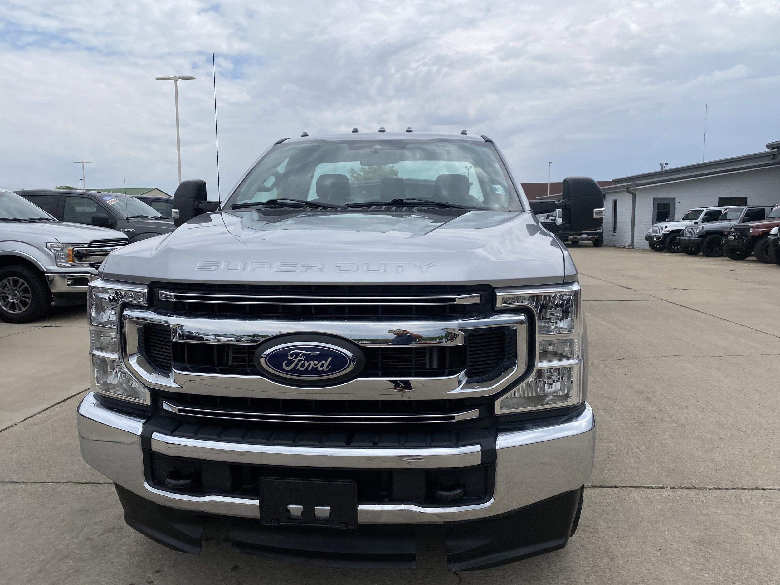 2020 Ford F-350 photo 2