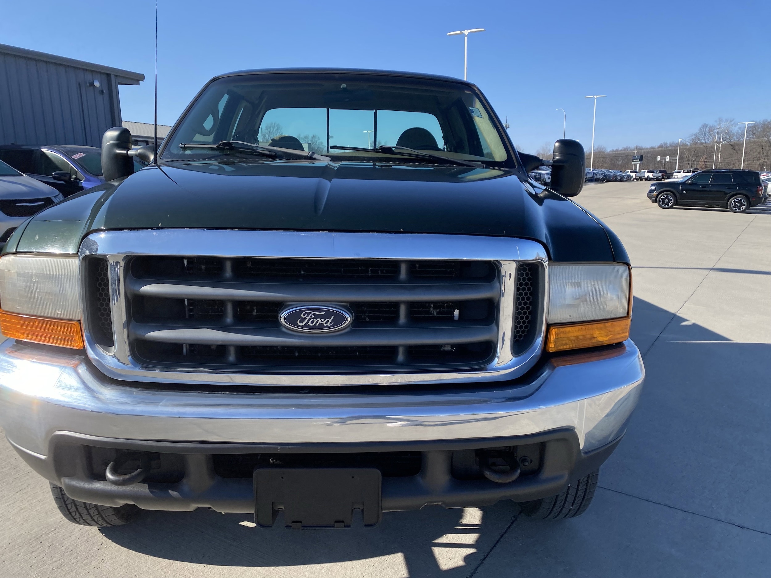 Used 2000 Ford F-250 Super Duty XLT with VIN 1FTNX21S6YEC54145 for sale in Effingham, IL