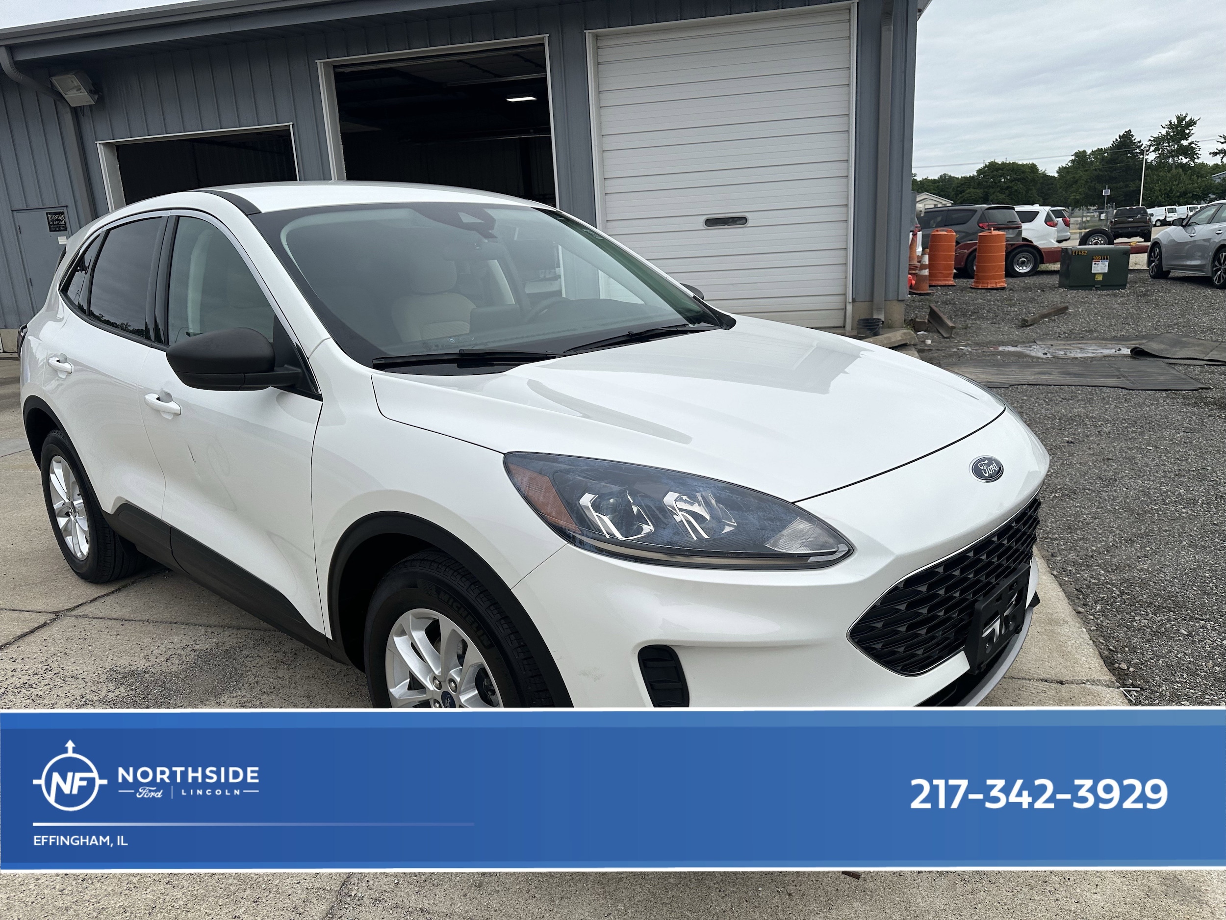 2022 Ford Escape SE FWD's photo