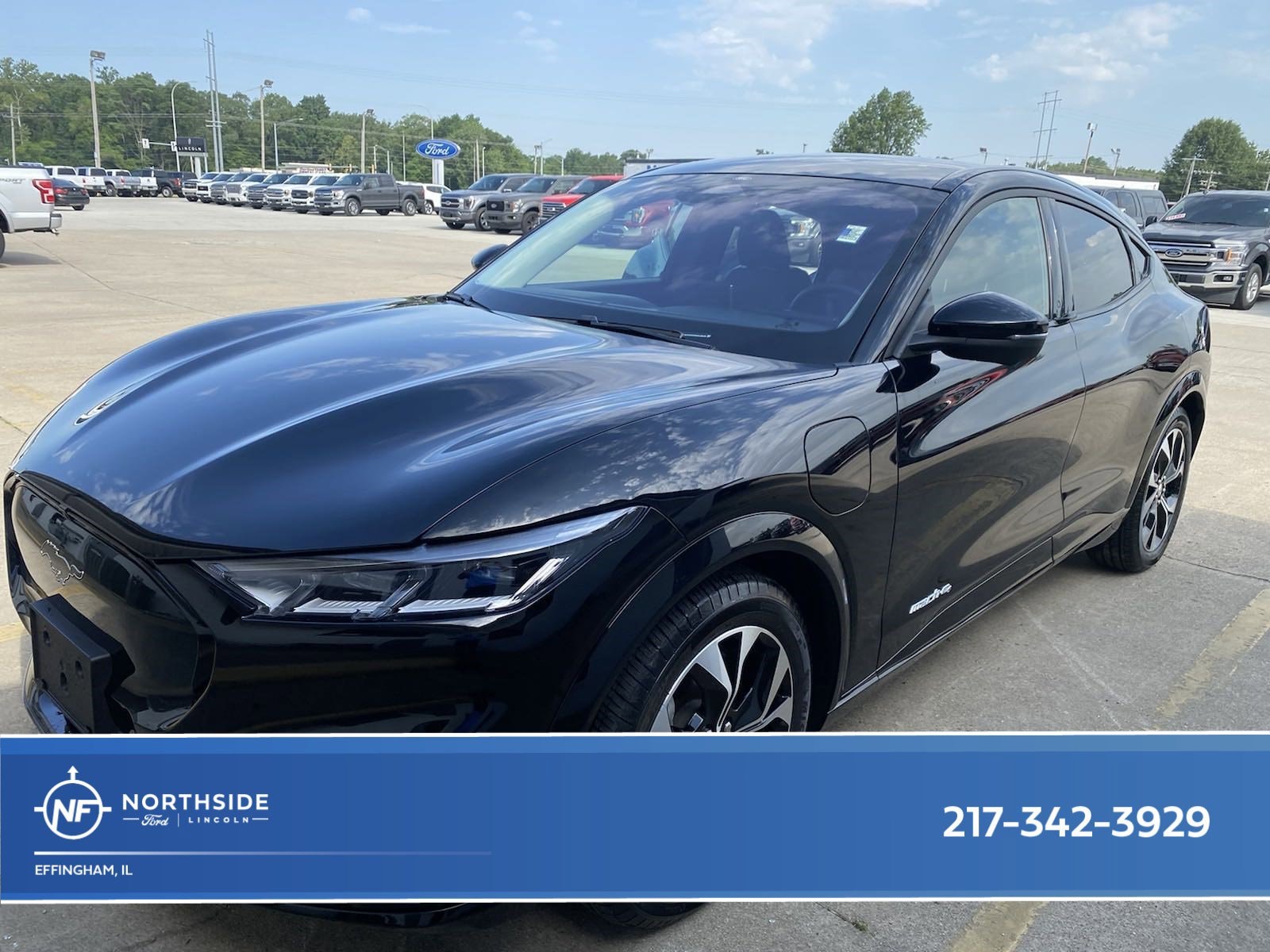 2021 Ford Mustang-Mach-e Premium's photo
