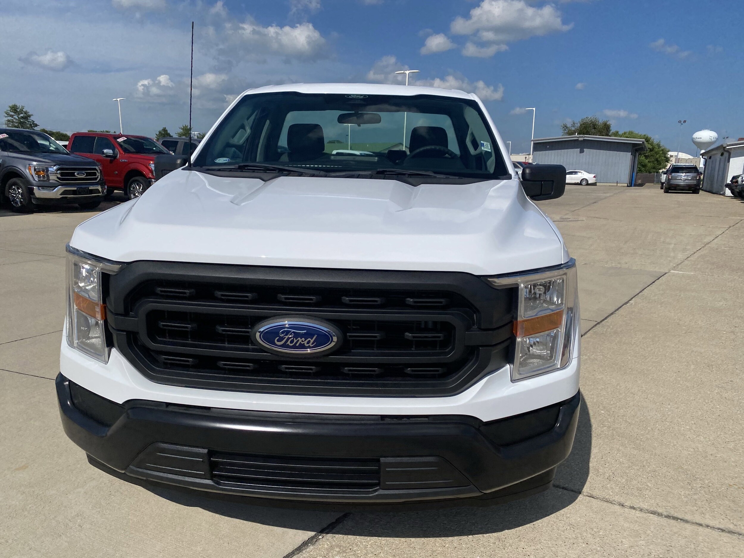 2022 Ford F-150 photo 2