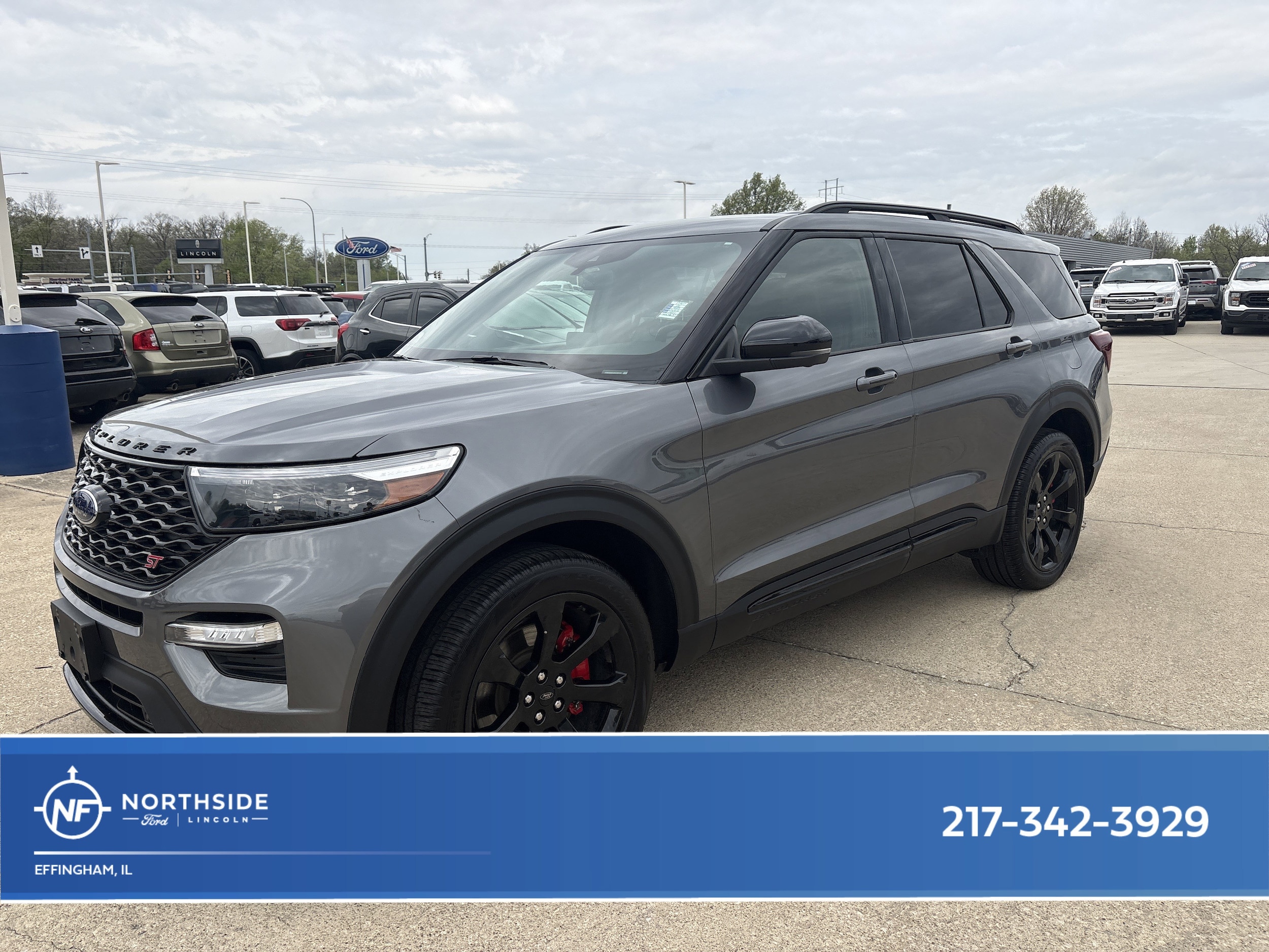 2022 Ford Explorer ST 4WD's photo