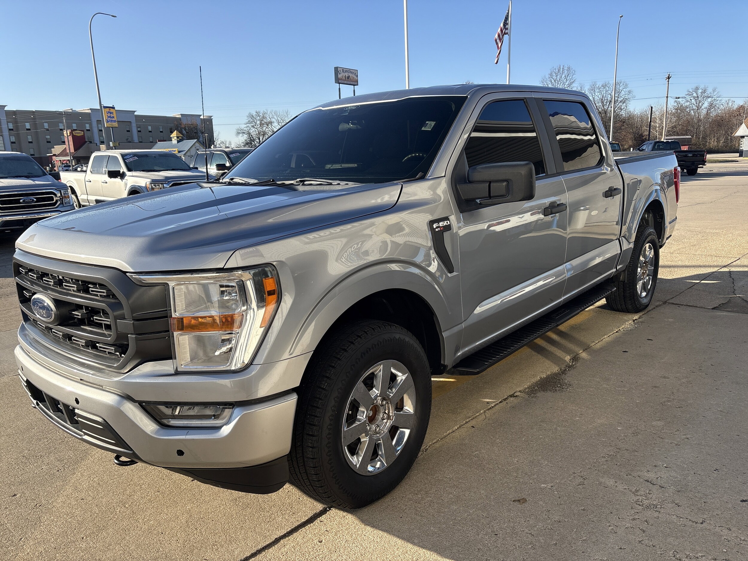 2021 Ford F-150 XL STX photo 2