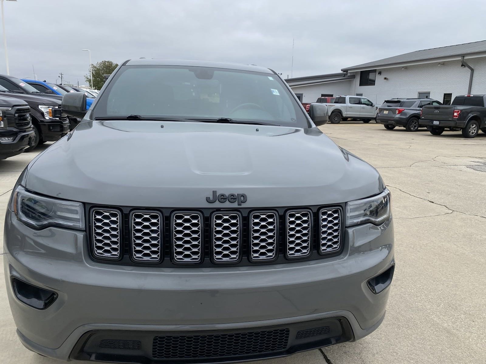 Used 2020 Jeep Grand Cherokee Altitude with VIN 1C4RJFAG2LC222206 for sale in Effingham, IL