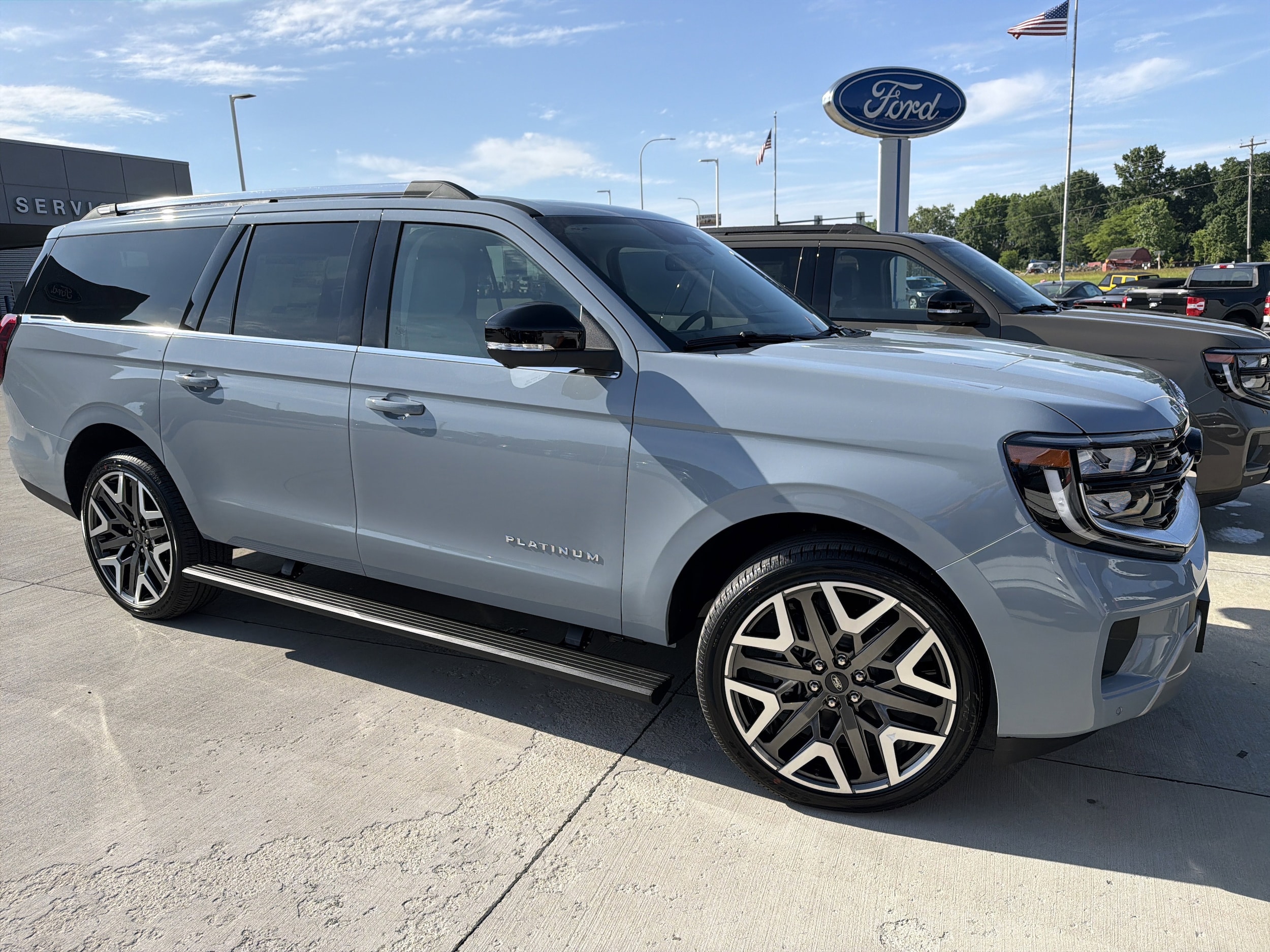2026 Ford Expedition Platinum MAX 4x4's photo