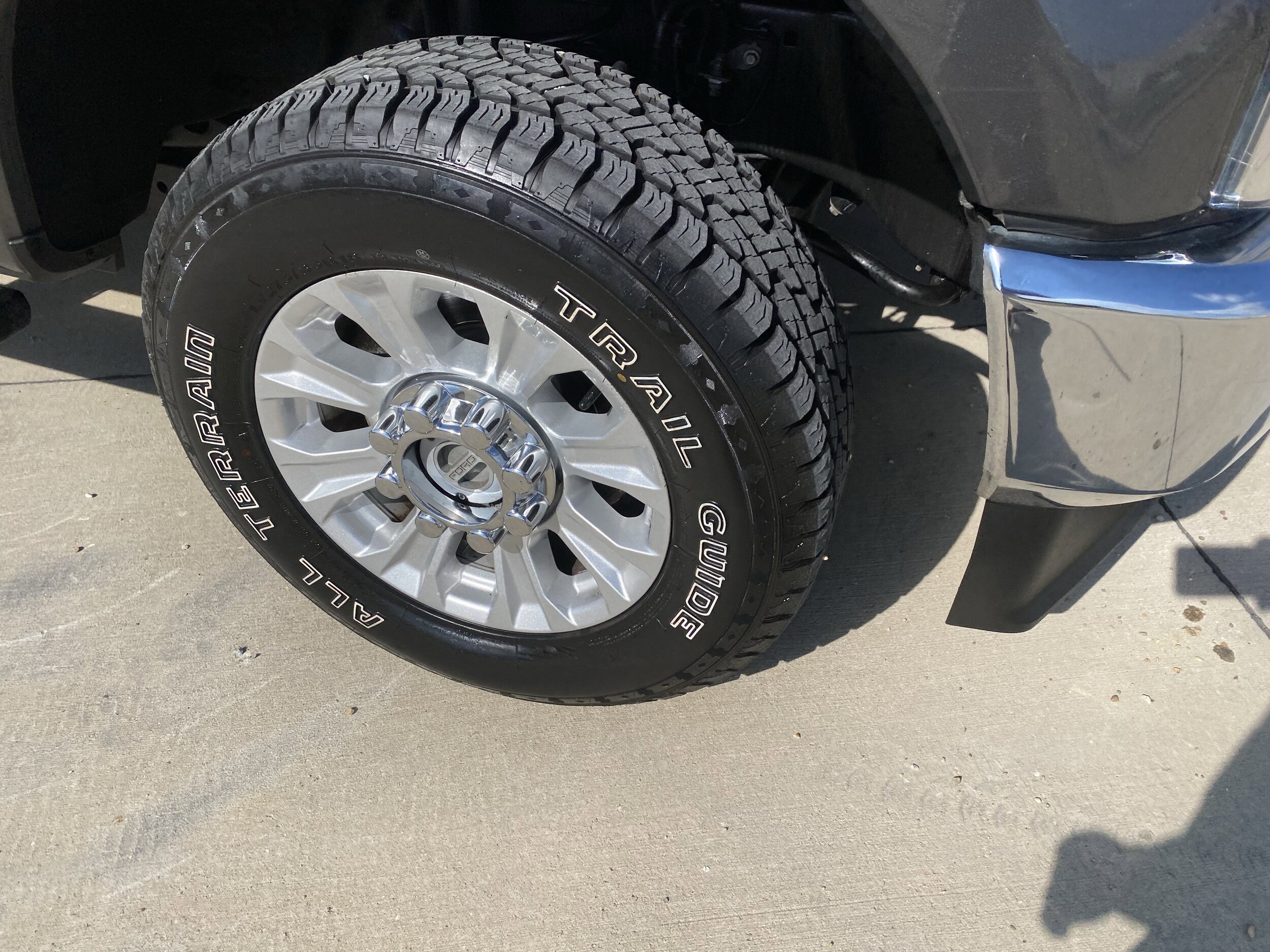 2020 Ford F-250 XLT photo 2