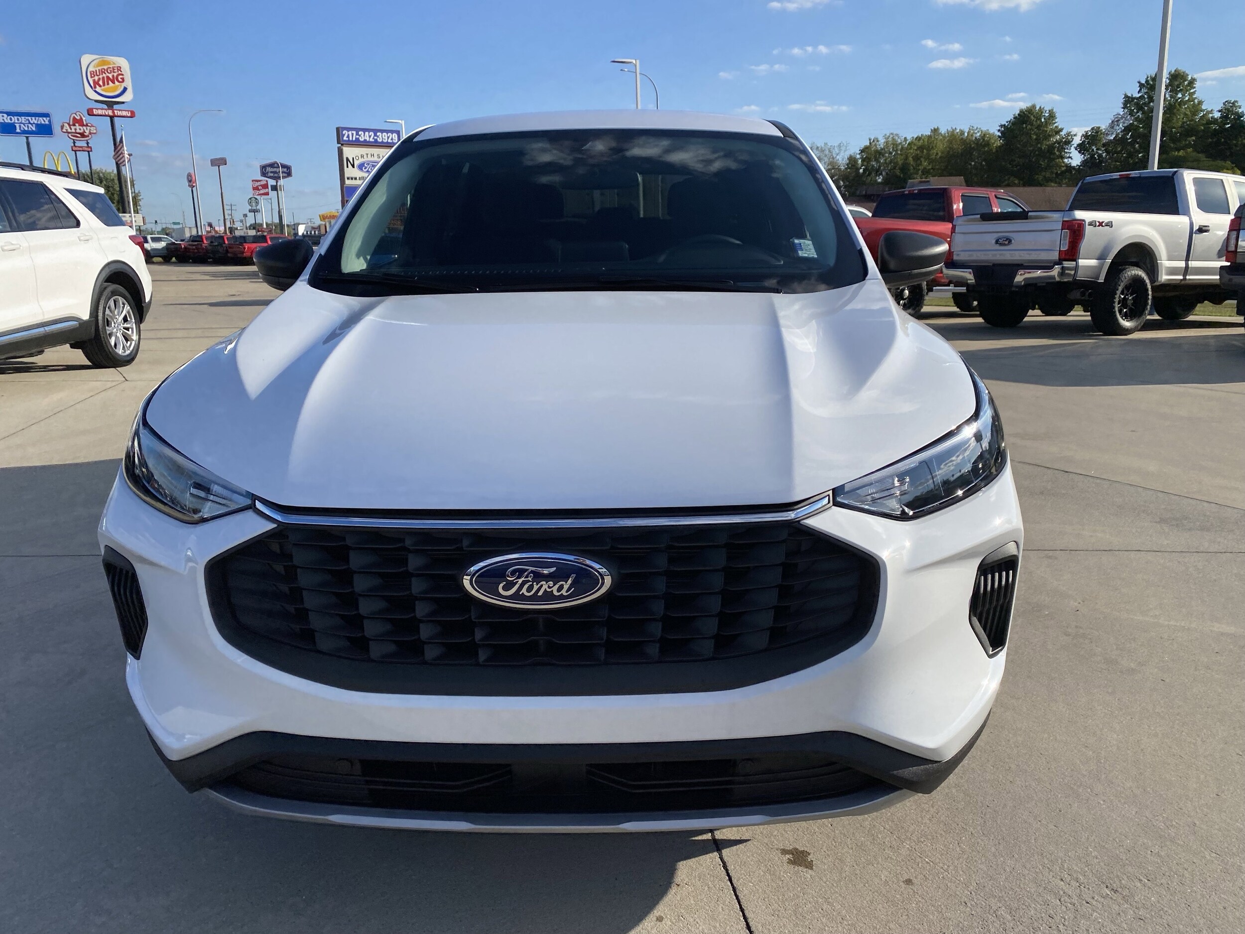 2023 Ford Escape Active photo 2
