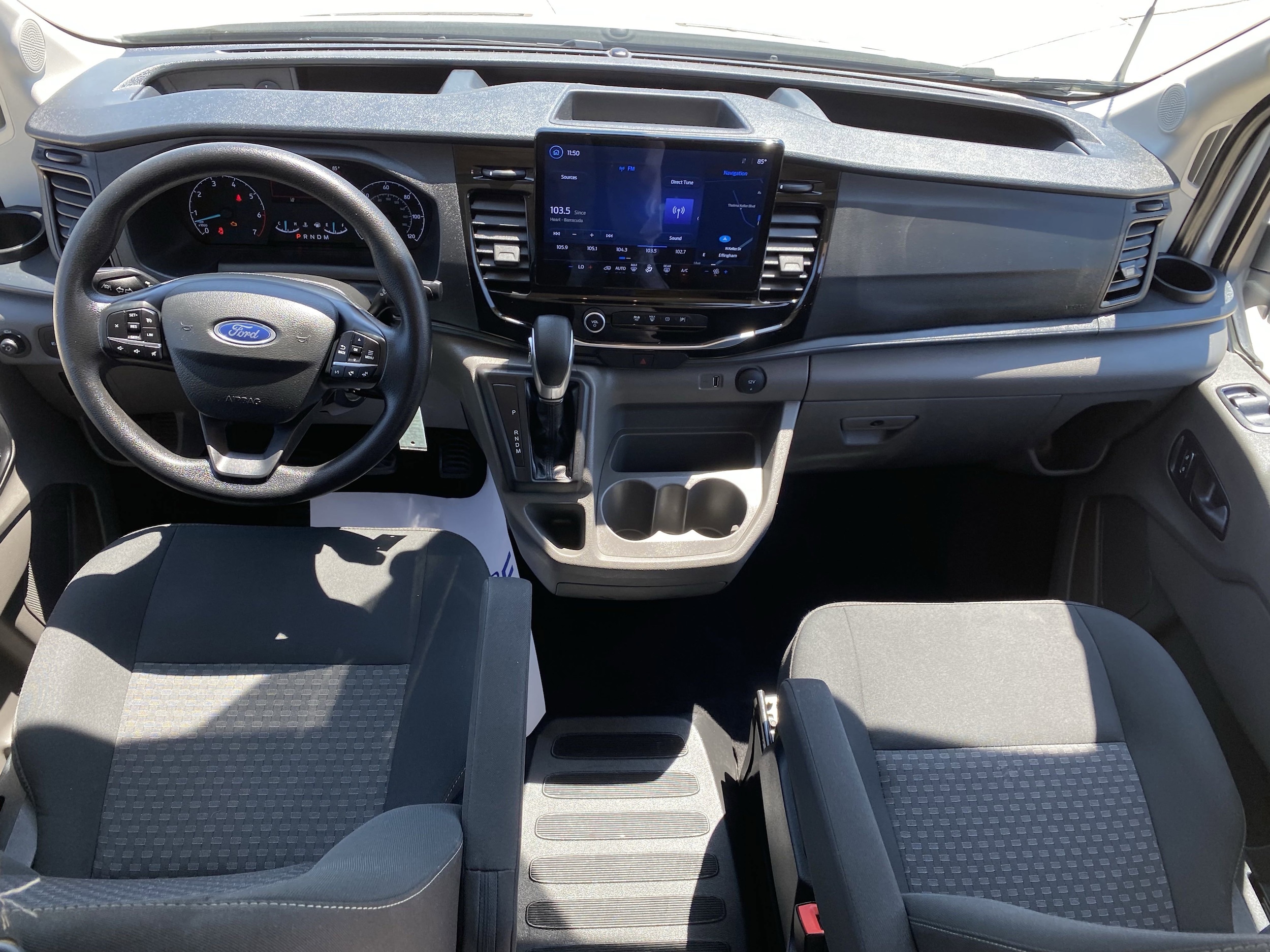 2023 Ford Transit Passenger Van XLT - Photo 13