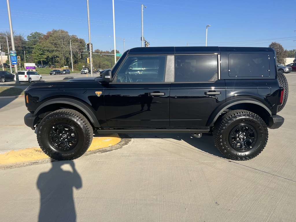 New 2025 Ford Bronco Badlands SUV
