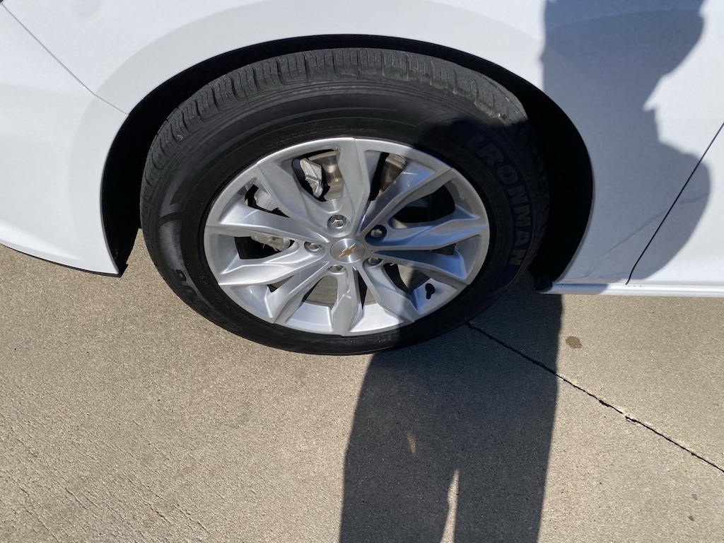 Used 2024 Chevrolet Malibu 1LT Sedan