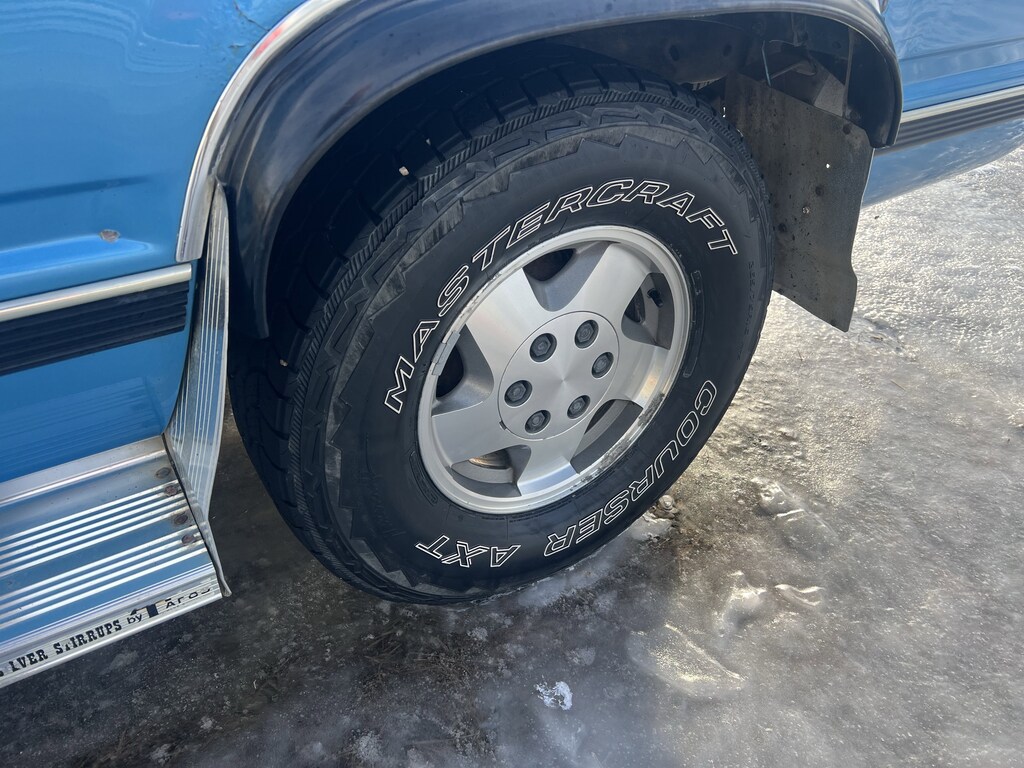 Used 1995 Chevrolet K1500 Cheyenne Fleetside Truck Standard Cab