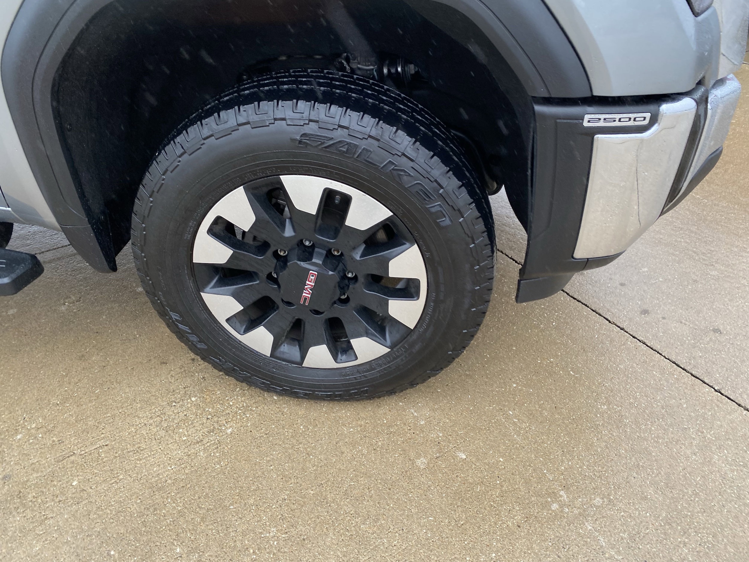 Used 2024 GMC Sierra 2500HD Base with VIN 1GT49LE74RF155790 for sale in Effingham, IL