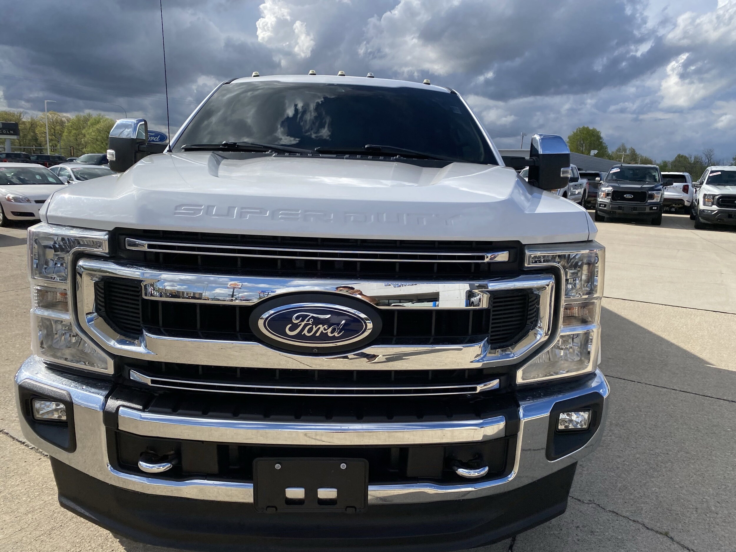 Used 2020 Ford F-250 Super Duty XLT with VIN 1FT7W2BN5LEC20775 for sale in Effingham, IL
