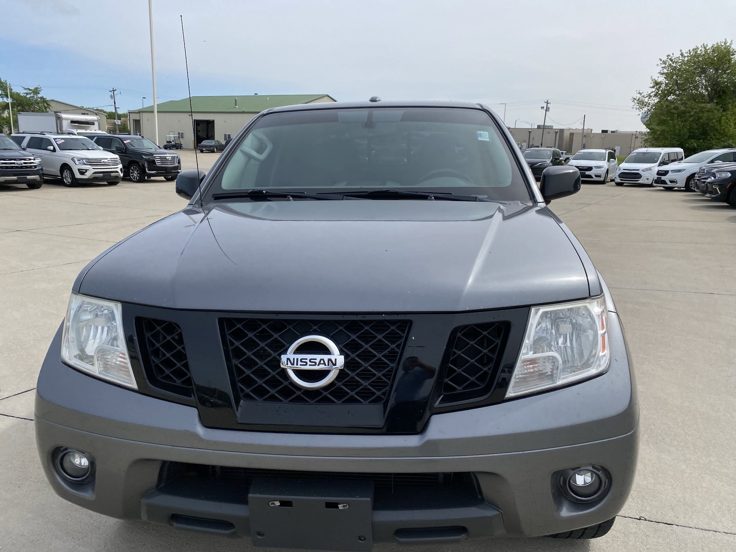 Used 2018 Nissan Frontier SV with VIN 1N6AD0ER9JN732239 for sale in Effingham, IL