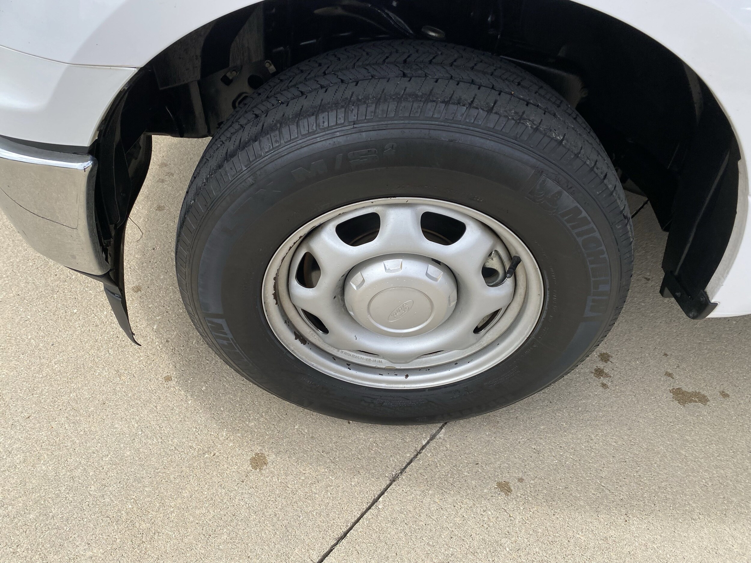 Used 2020 Ford F-150 XL with VIN 1FTMF1CB2LKF36671 for sale in Effingham, IL