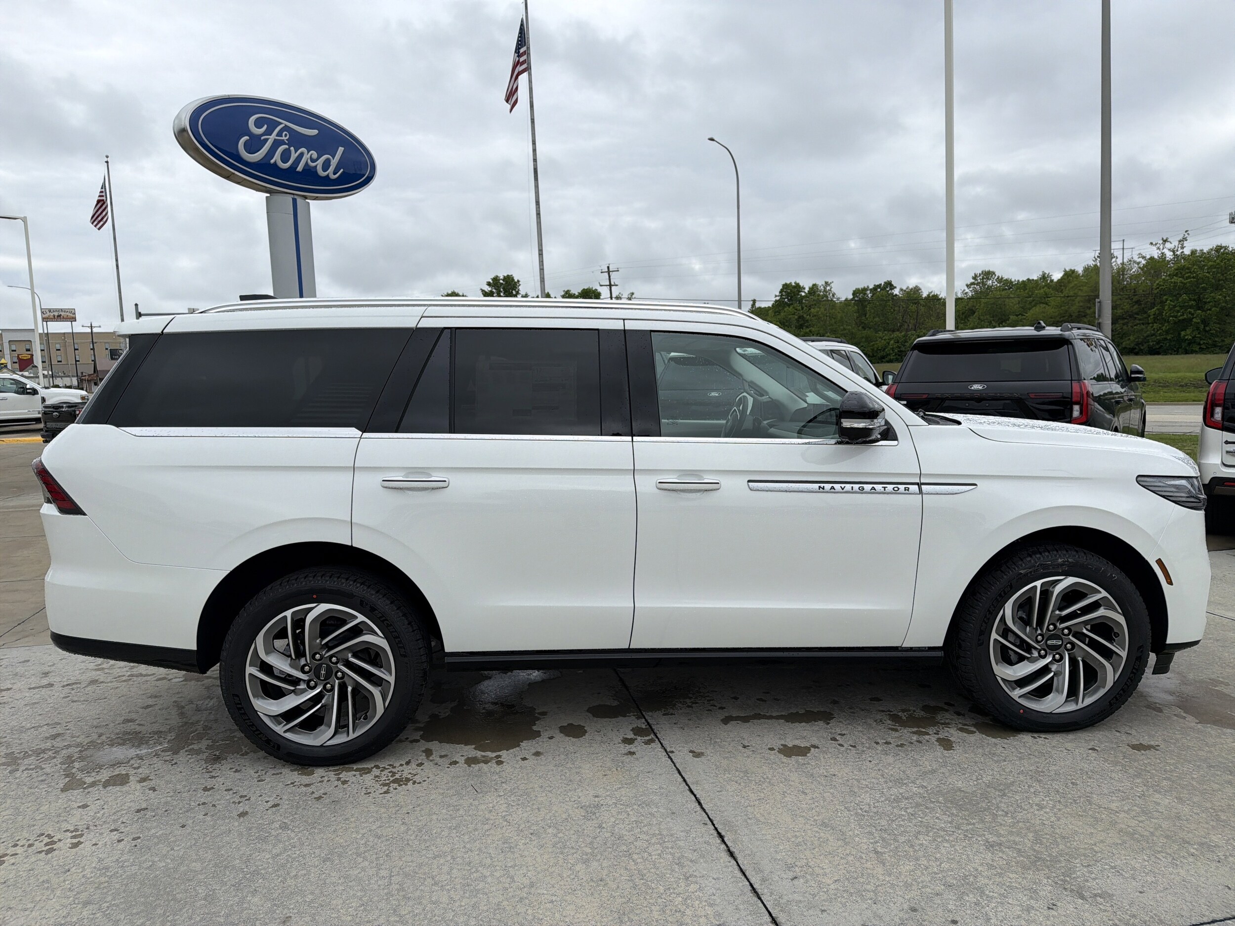 2026 Lincoln Navigator Reserve - Photo 8