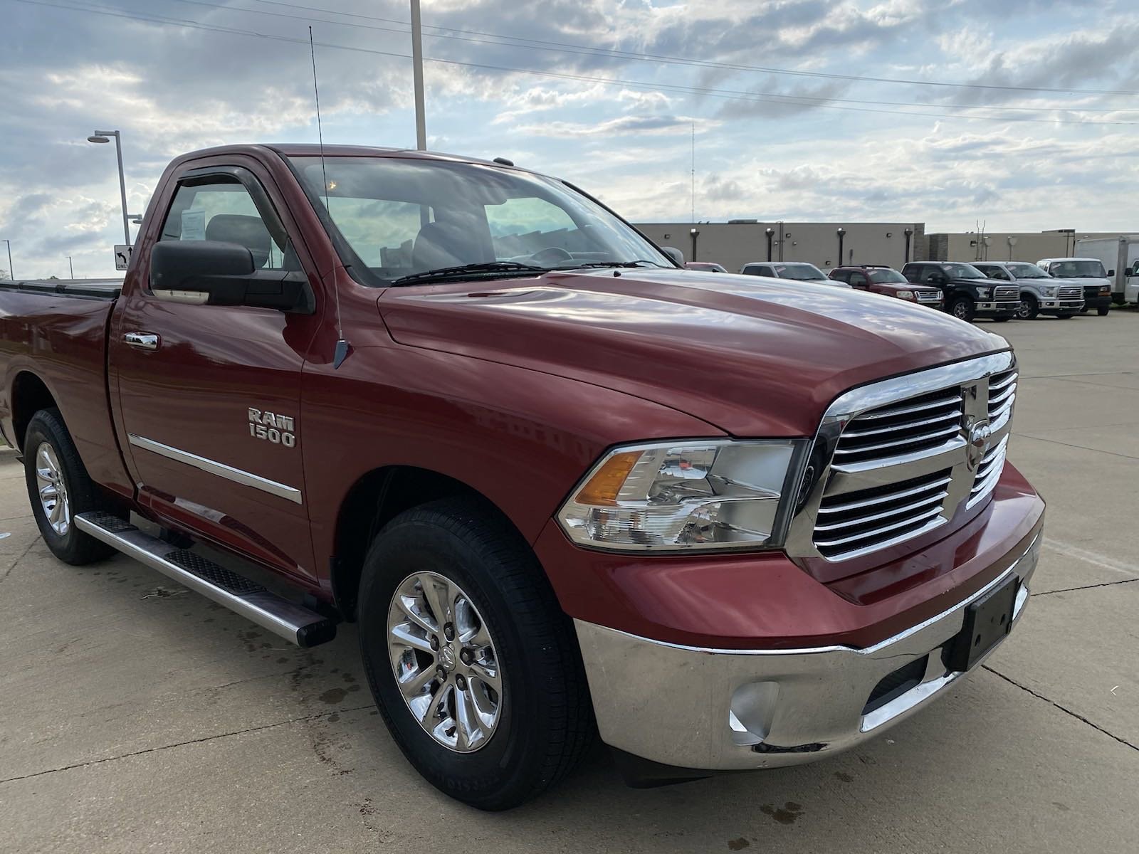 Used 2013 RAM Ram 1500 Pickup SLT with VIN 3C6JR6BG9DG573821 for sale in Effingham, IL