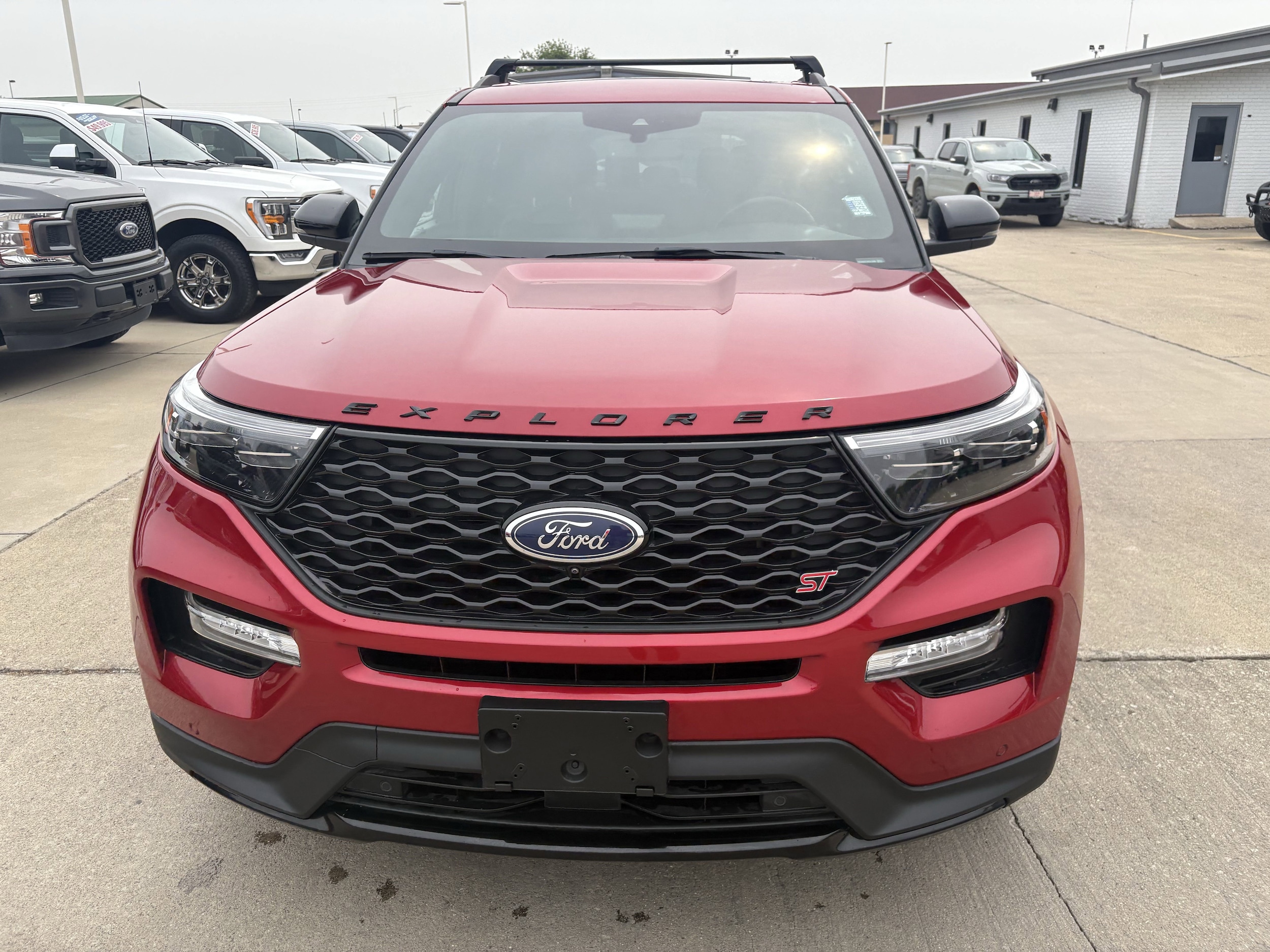 Used 2022 Ford Explorer ST with VIN 1FM5K8GC1NGA11999 for sale in Effingham, IL