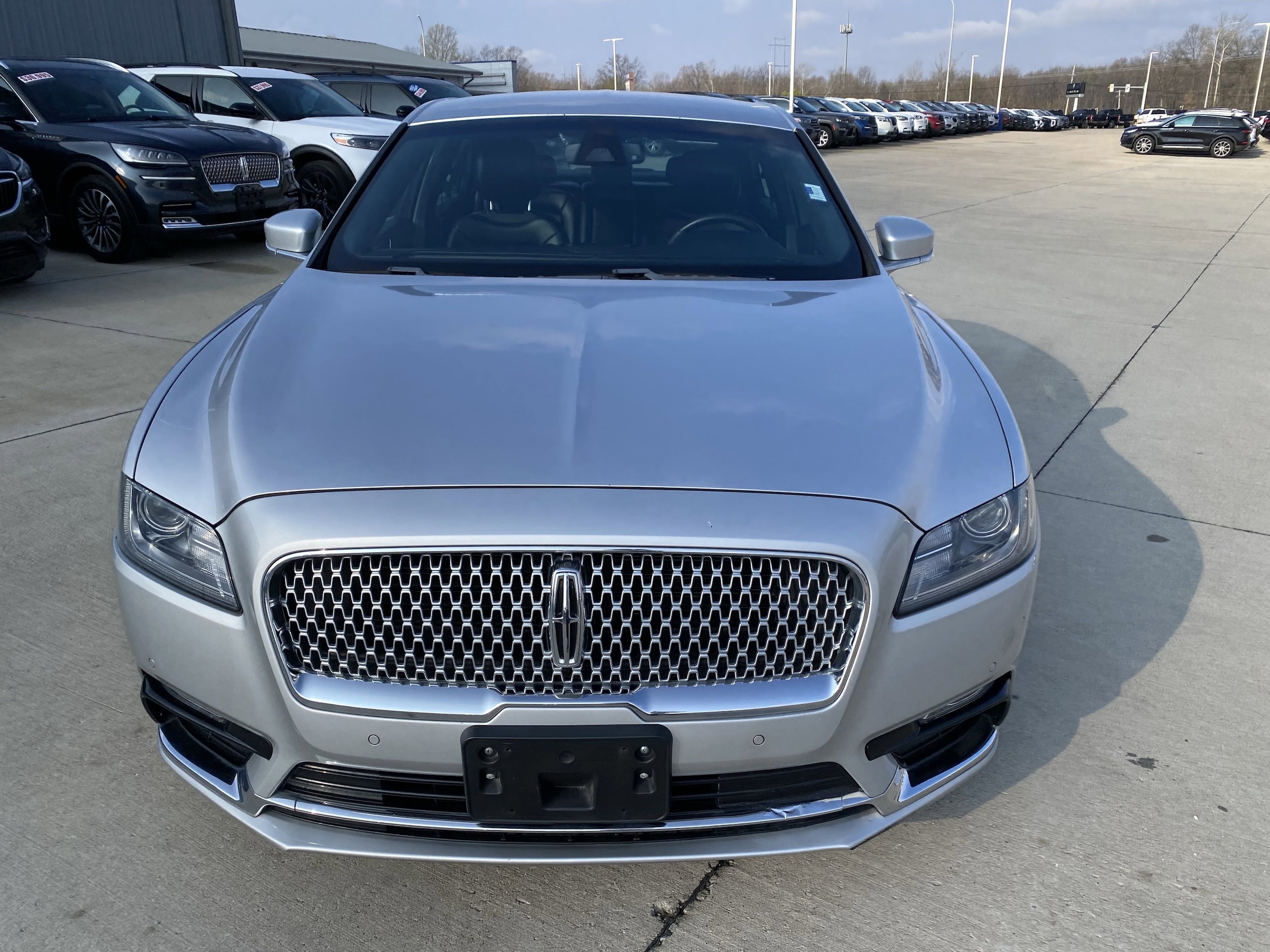 Used 2019 Lincoln Continental Base with VIN 1LN6L9PK9K5607092 for sale in Effingham, IL