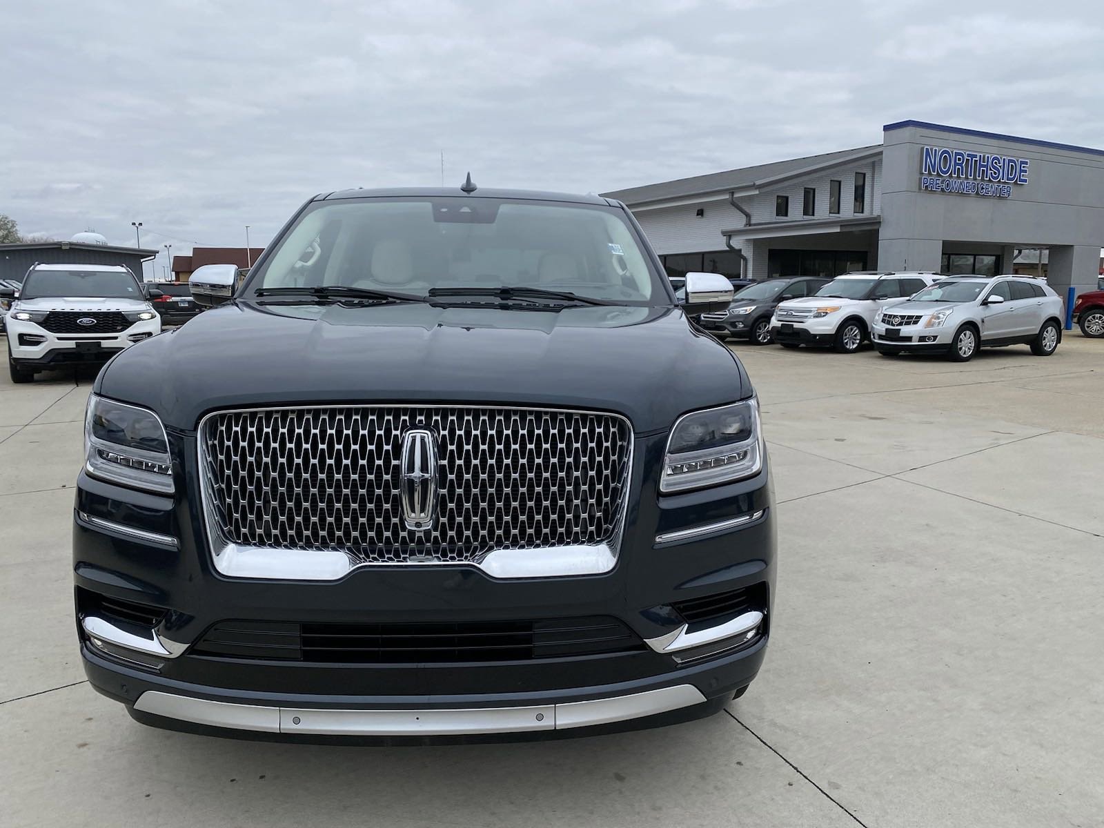 Used 2021 Lincoln Navigator Black Label with VIN 5LMJJ2TT3MEL18716 for sale in Effingham, IL