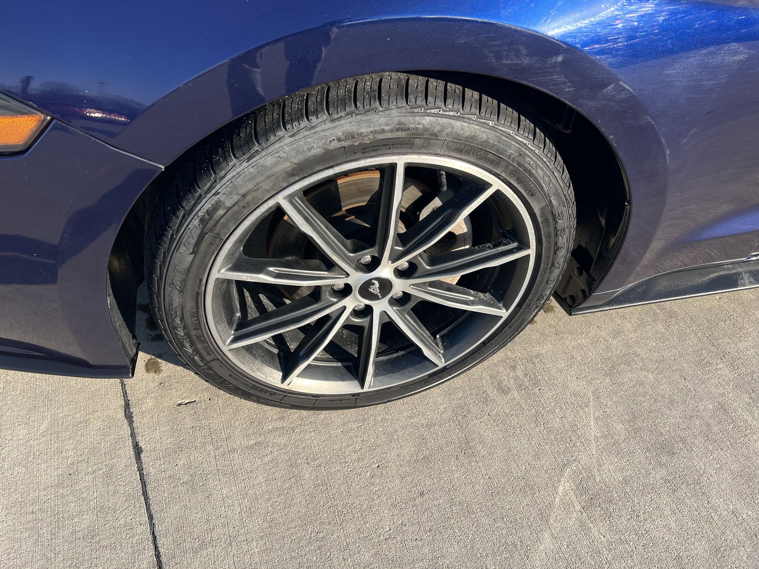 Used 2018 Ford Mustang EcoBoost with VIN 1FA6P8TH8J5119107 for sale in Effingham, IL