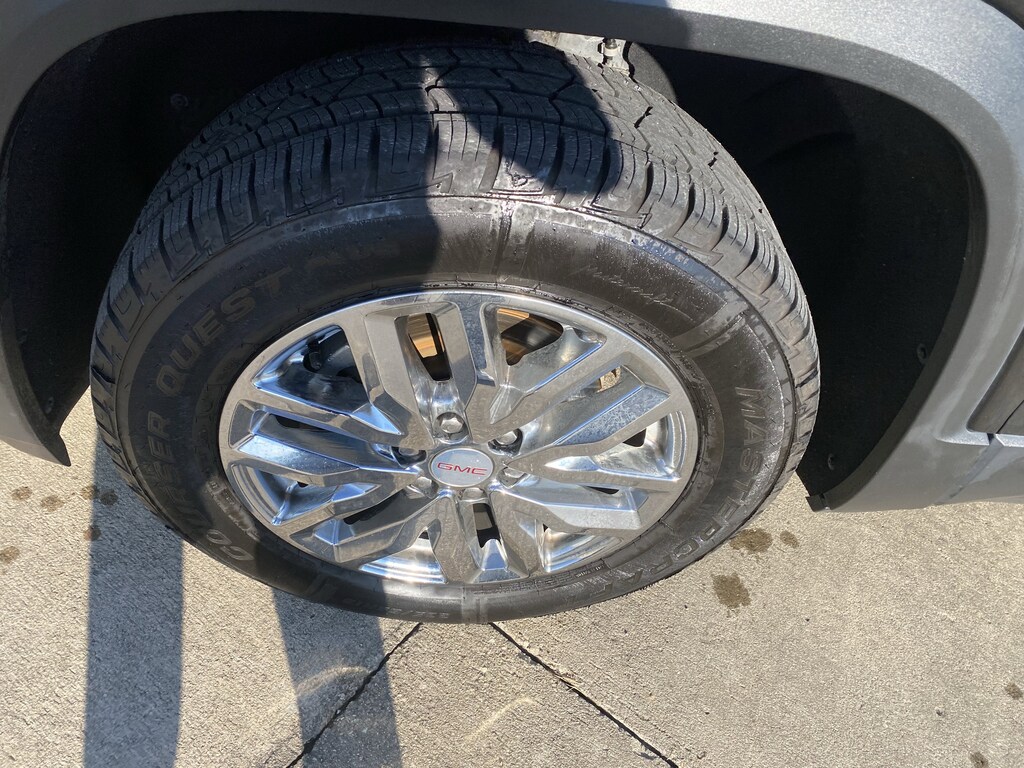 Used 2018 GMC Acadia SLE-2 SUV