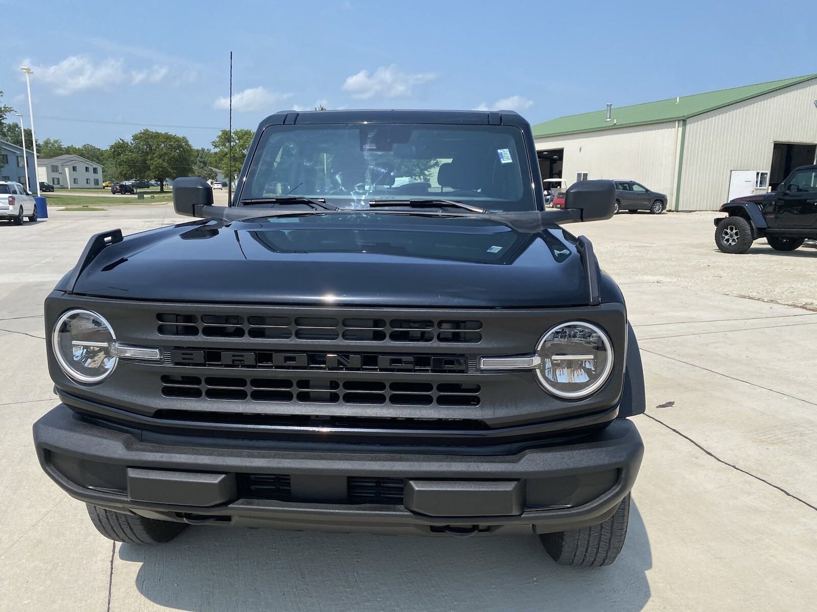 Used 2021 Ford Bronco 2-Door Base with VIN 1FMDE5AH5MLA79900 for sale in Effingham, IL