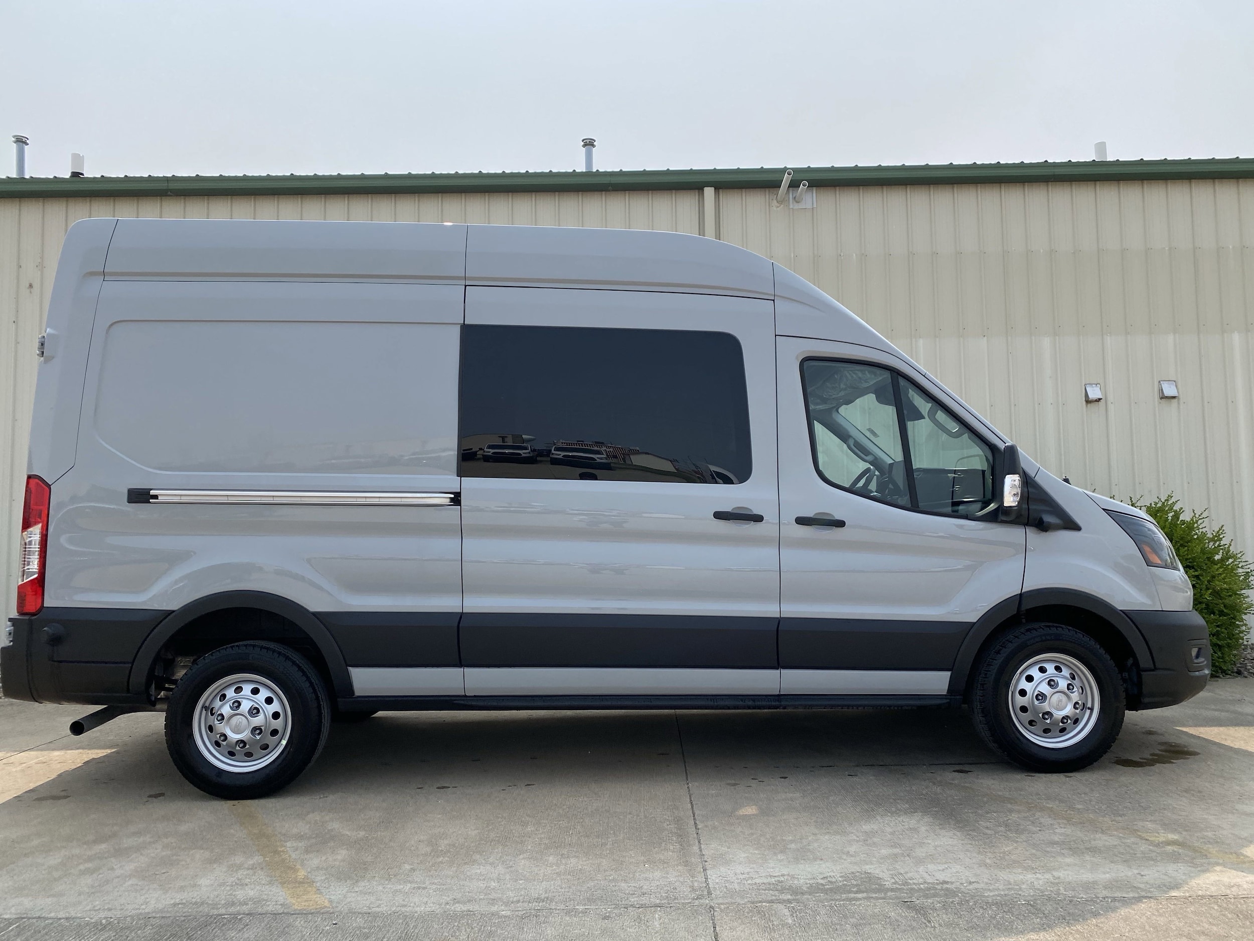 Used 2024 Ford Transit Van Base with VIN 1FTBW2XG0RKA54924 for sale in Effingham, IL