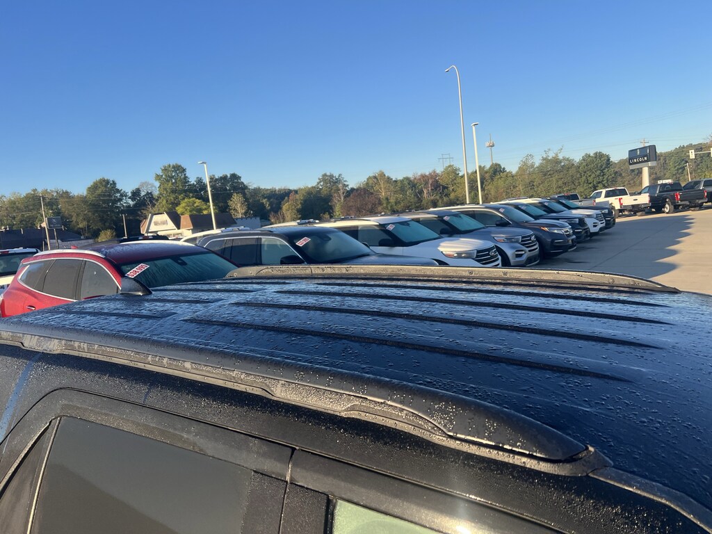 Used 2017 Ford Explorer XLT SUV