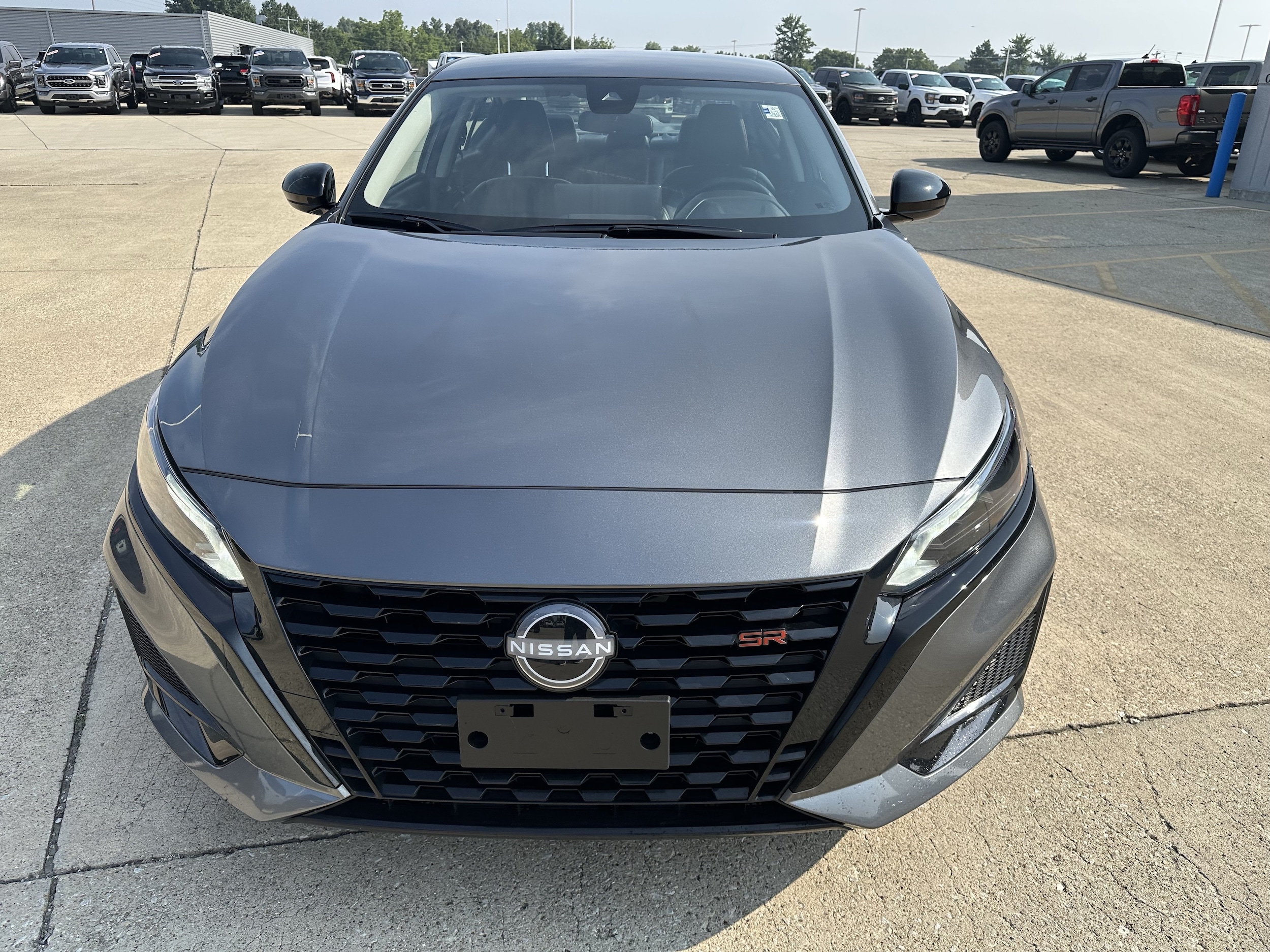 2026 Nissan Altima SR - Photo 16