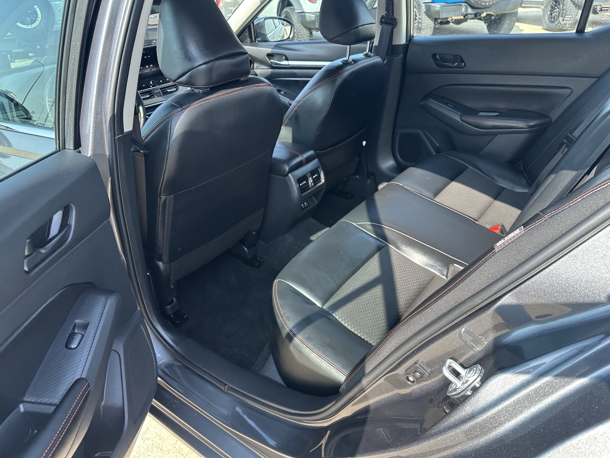 2026 Nissan Altima SR - Photo 11