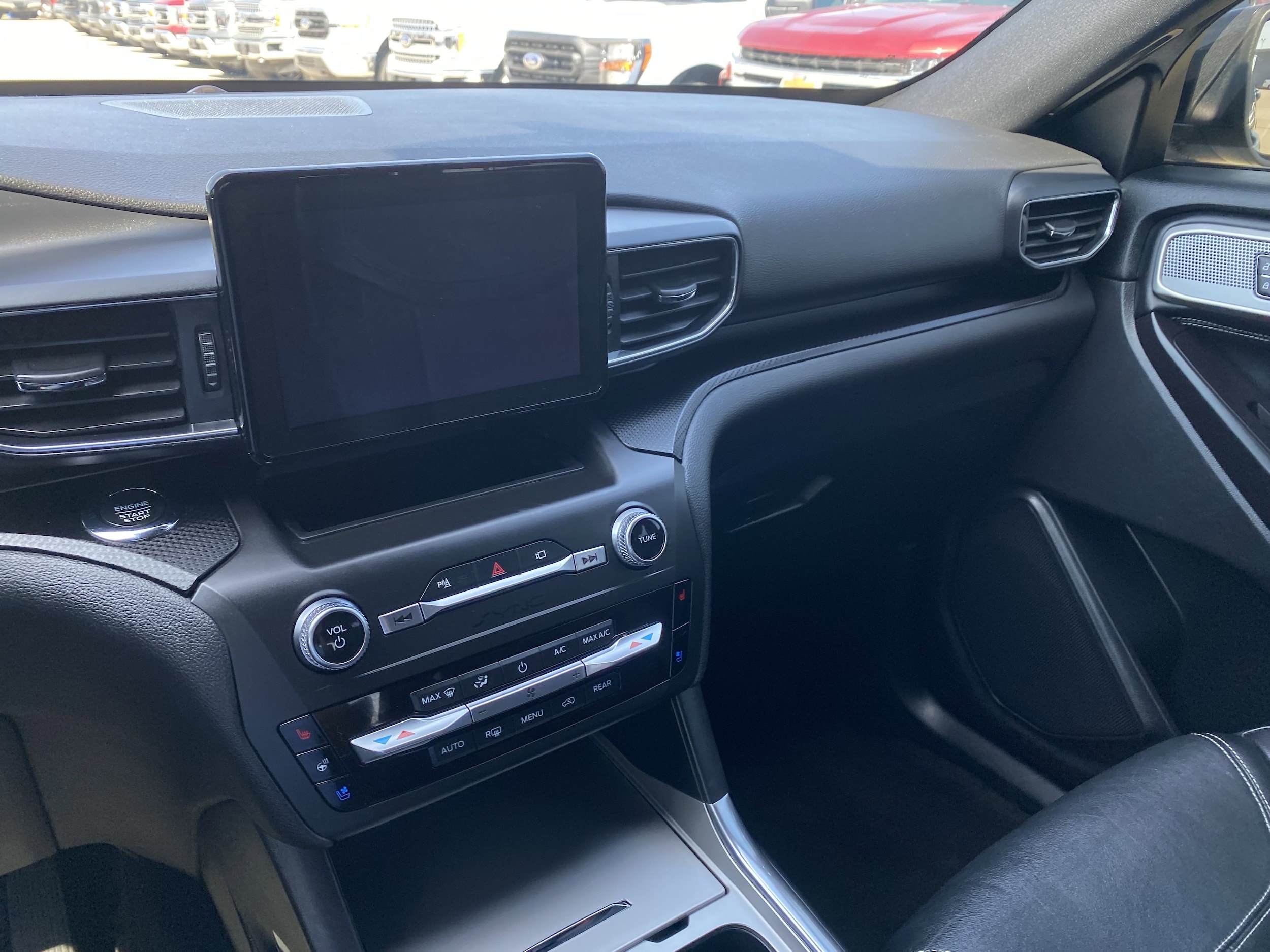 Used 2023 Lincoln Navigator Reserve with VIN 5LMJJ2LG1PEL01758 for sale in Effingham, IL