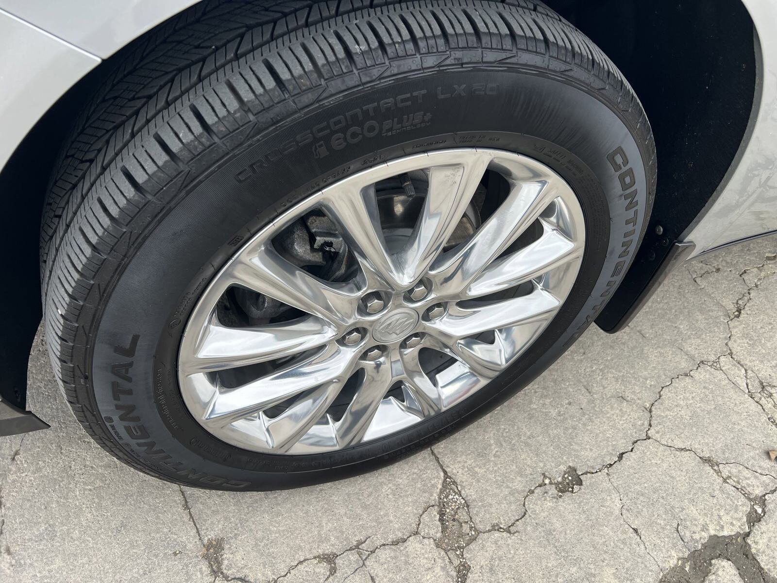 Used 2021 Buick Enclave Premium with VIN 5GAEVBKWXMJ269581 for sale in Effingham, IL