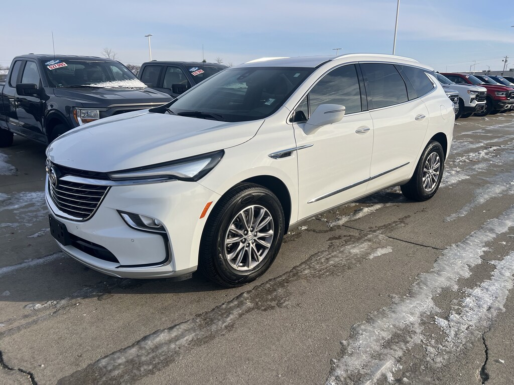 Used 2024 Buick Enclave Premium SUV