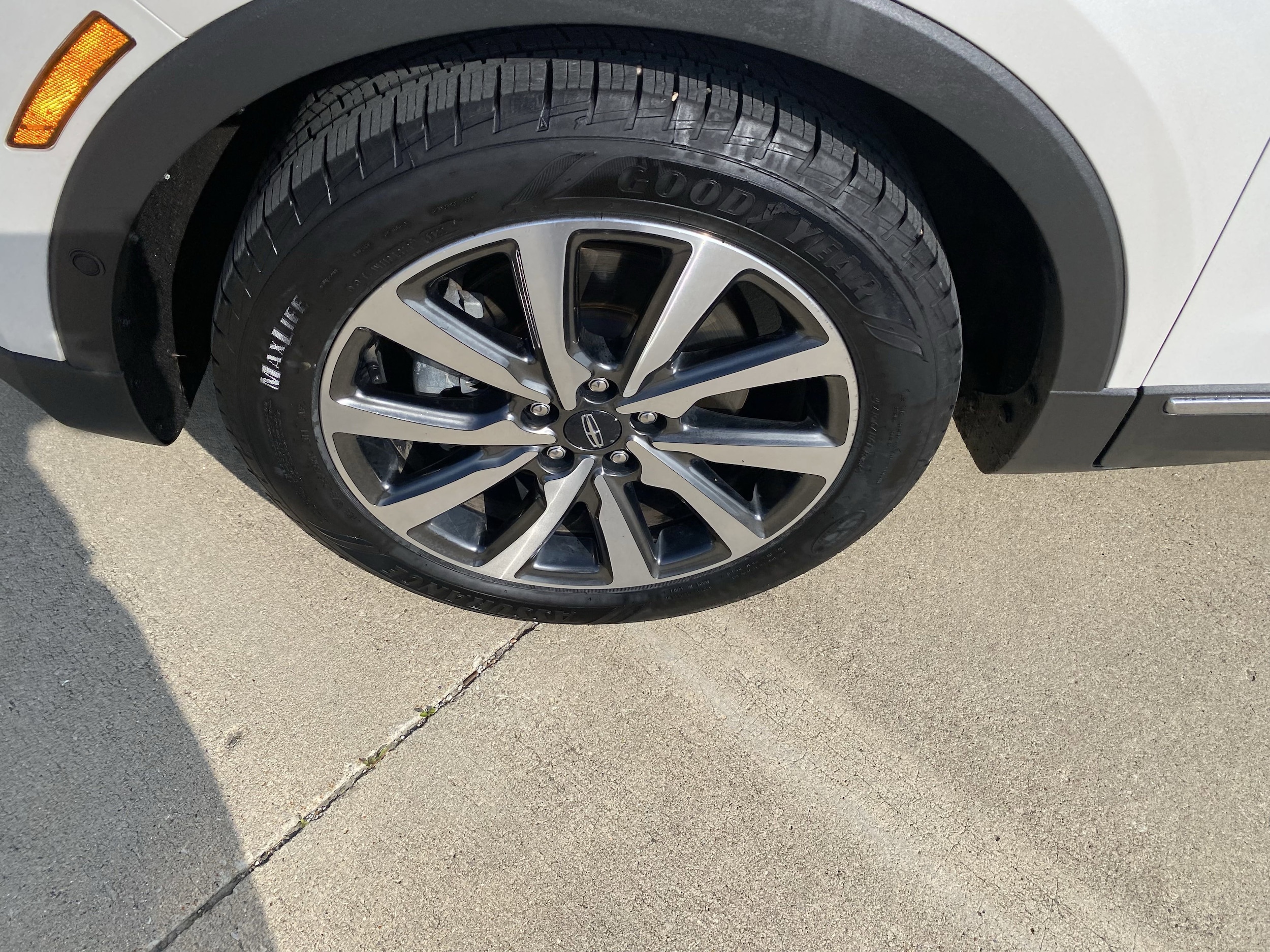 Used 2019 Lincoln MKC Reserve with VIN 5LMCJ3C99KUL47756 for sale in Effingham, IL