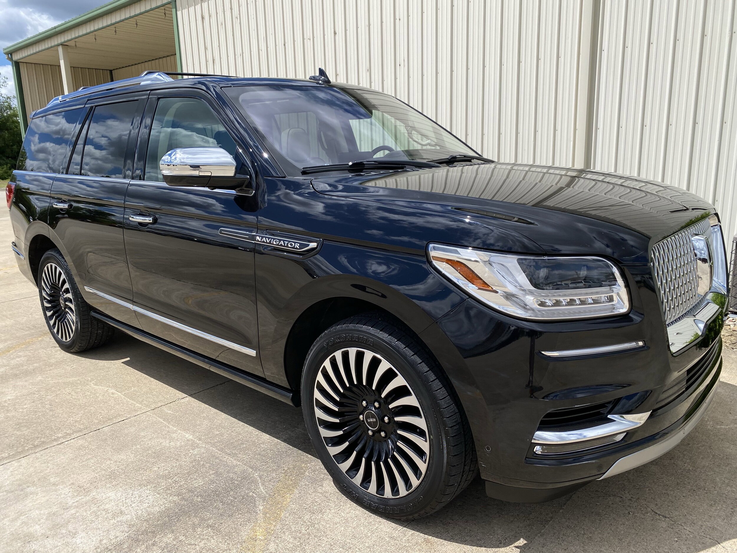 Used 2019 Lincoln Navigator Black Label with VIN 5LMJJ2TT3KEL09303 for sale in Effingham, IL