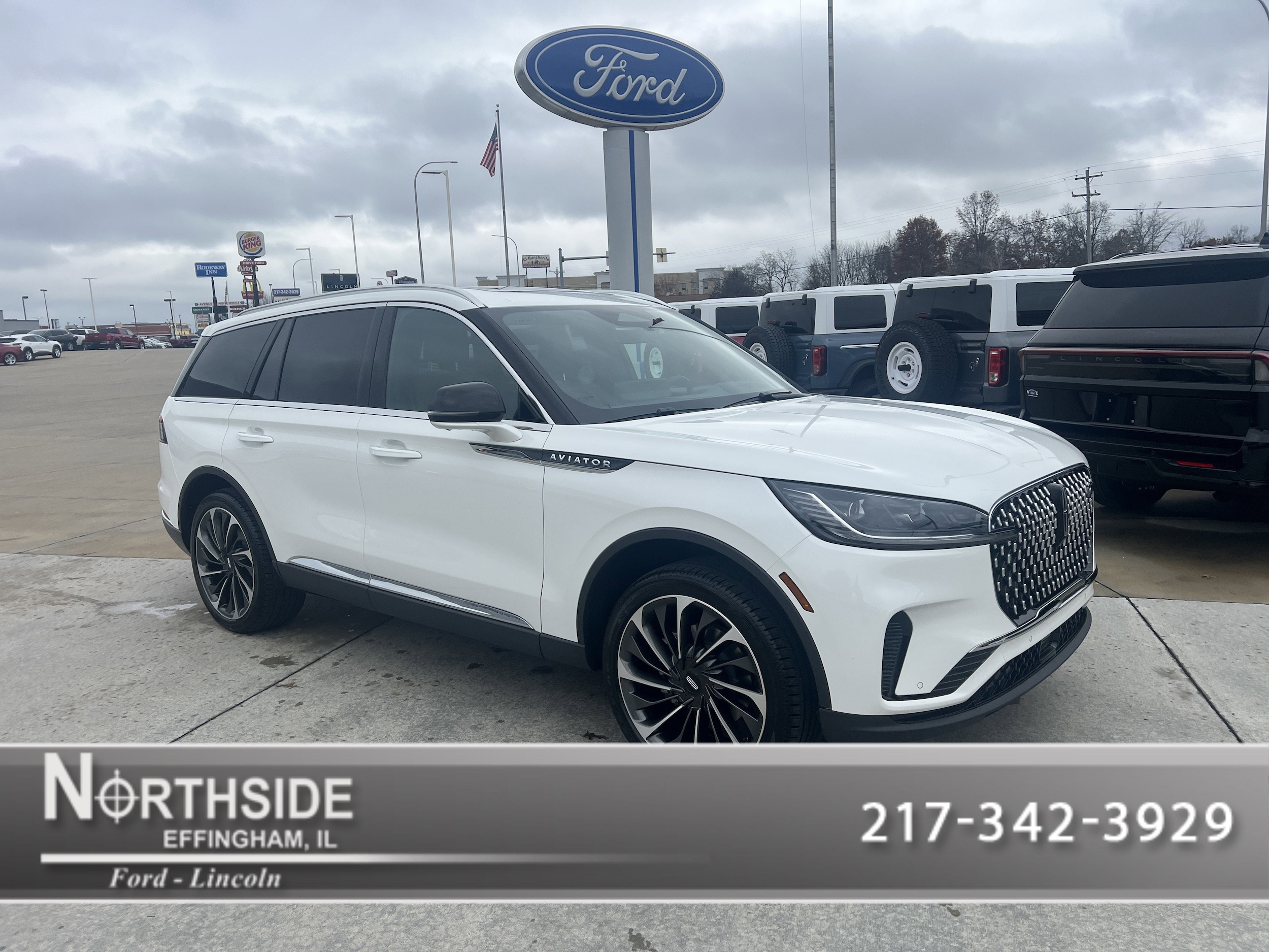 2026 Lincoln Aviator Reserve's photo